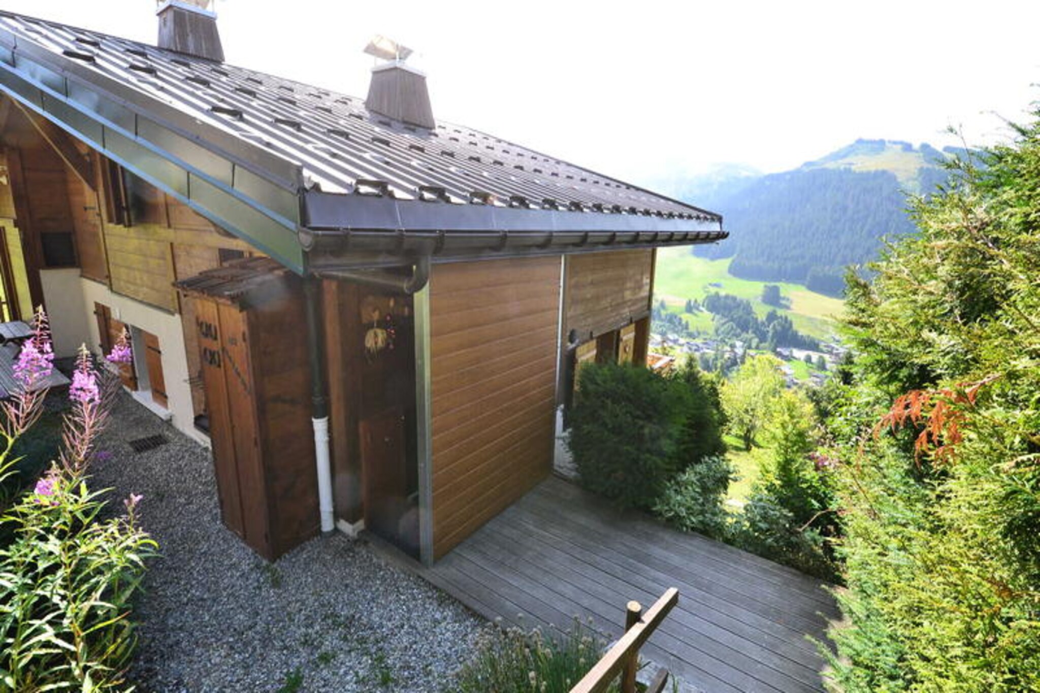 Chalet in Mont Rond with Ski-In Access