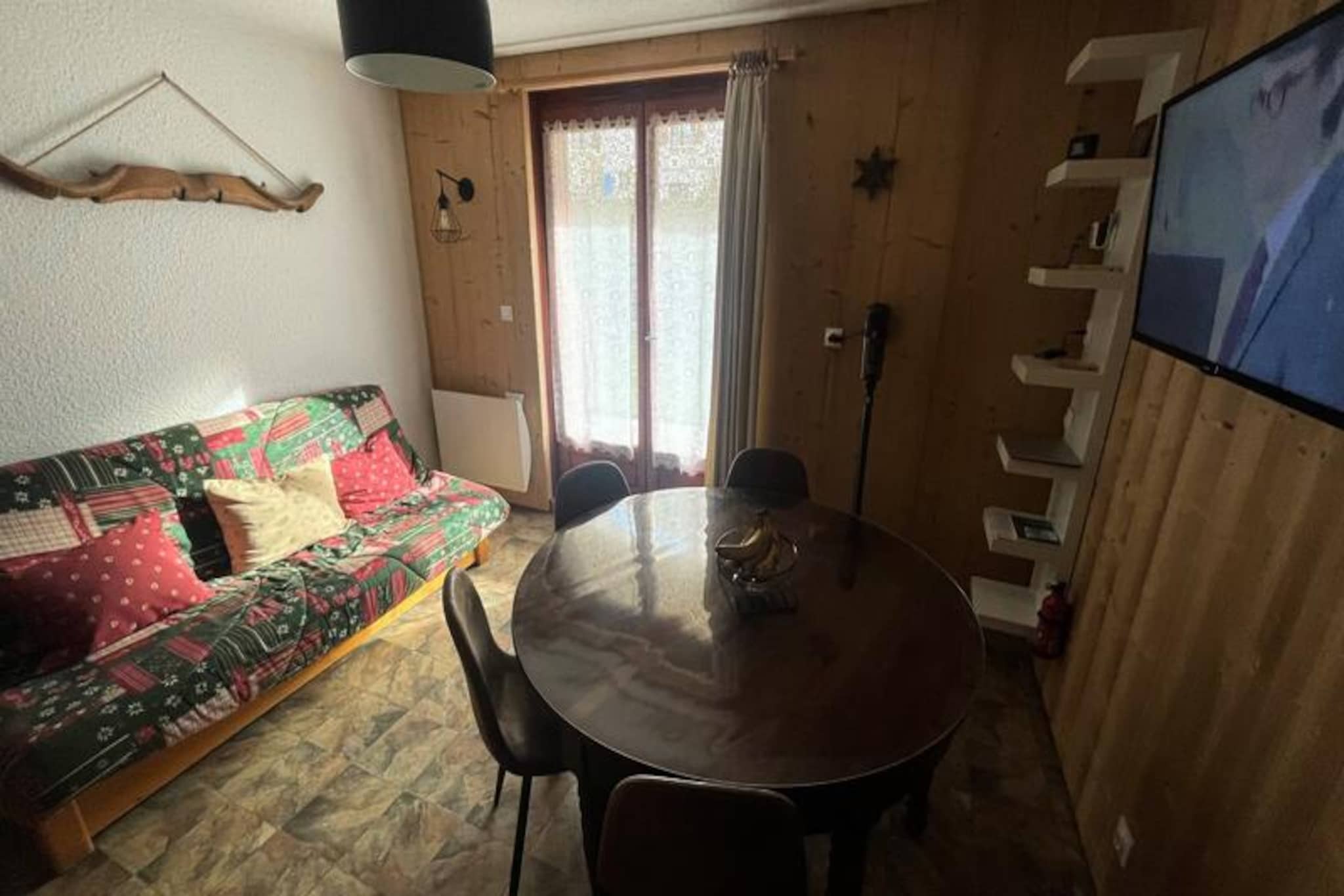 2-room cabin apartment for 4 people, south-facing