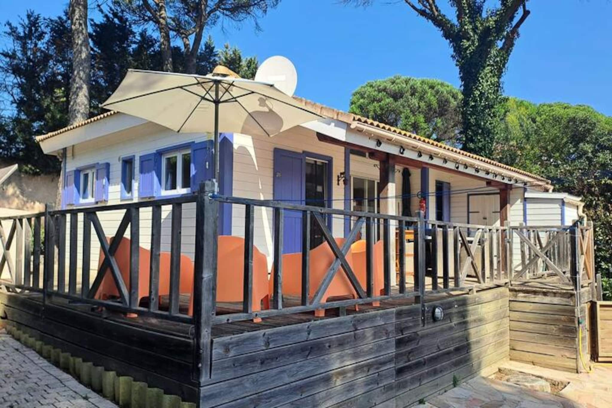 Chalet near Saint-Tropez with Lagoon Pool