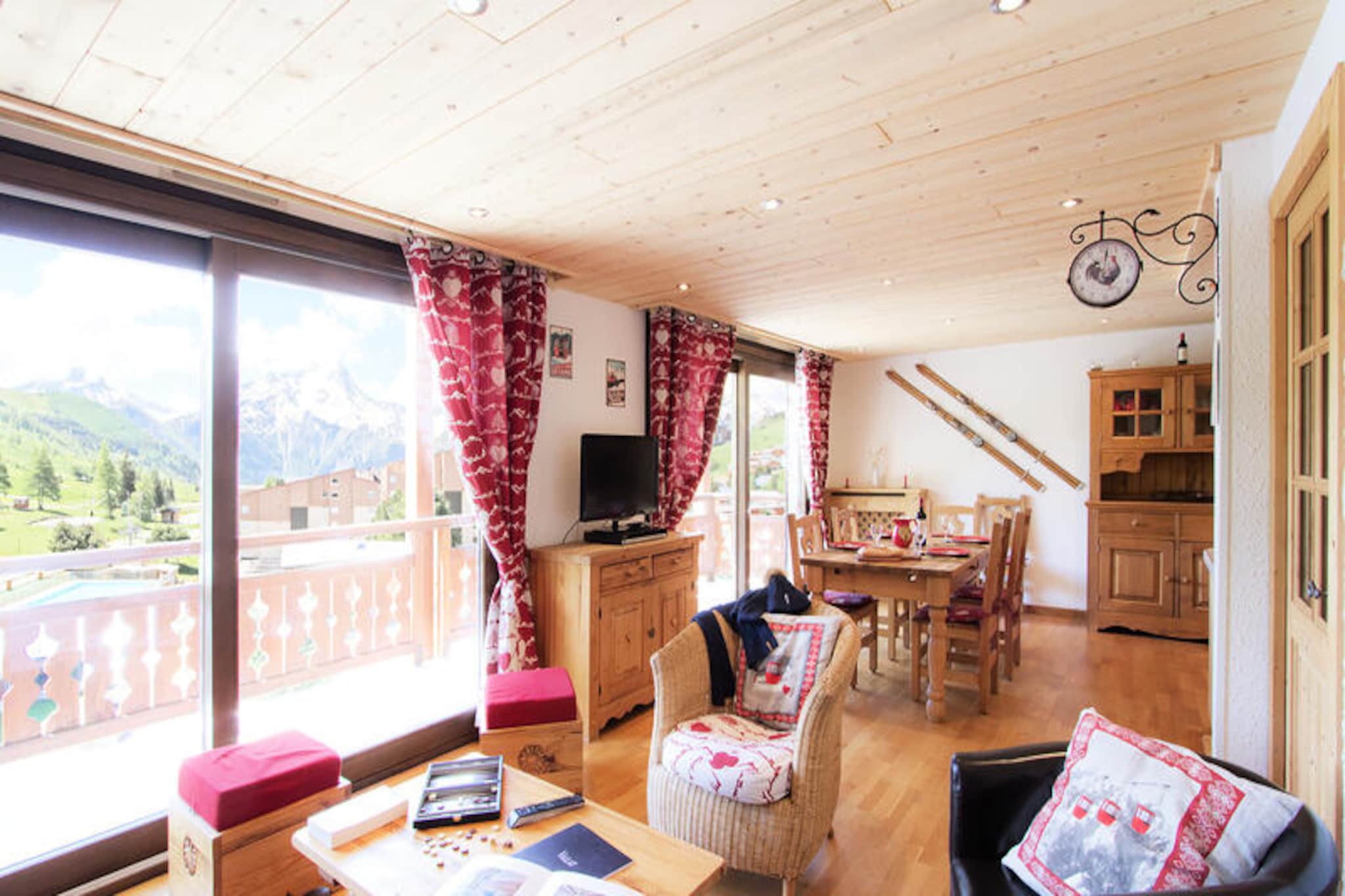 Bright apartment at the foot of the slopes