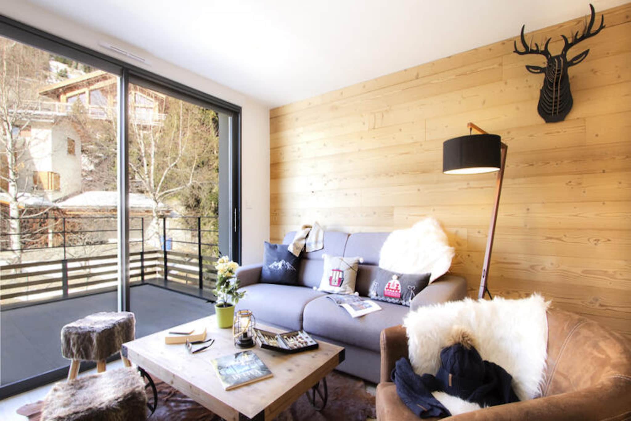 Apartment near Muzelle Glacier & Skiing