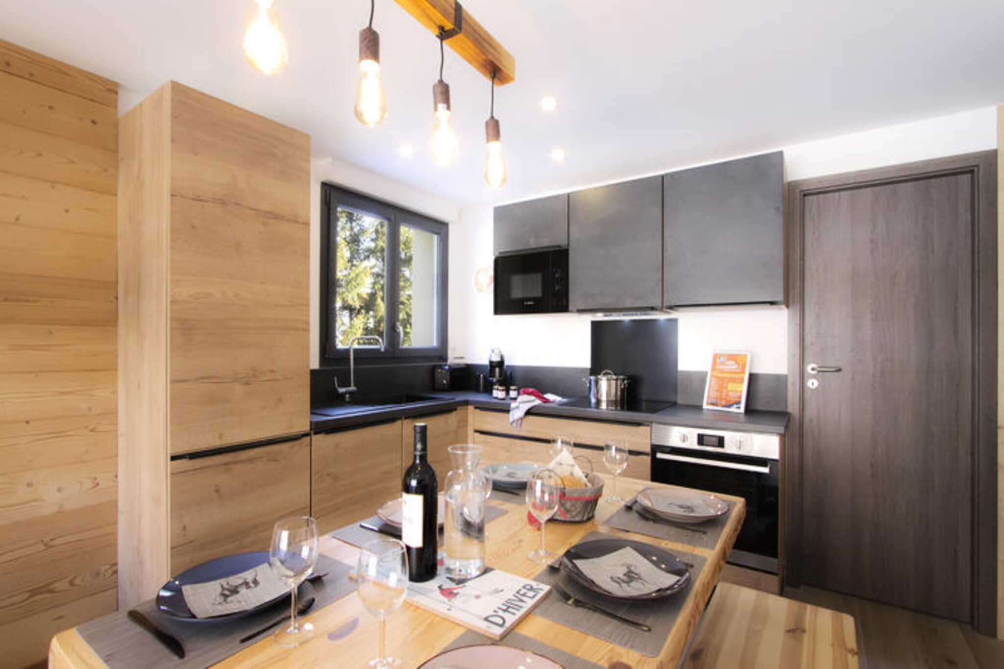 Apartment near Muzelle Glacier & Skiing