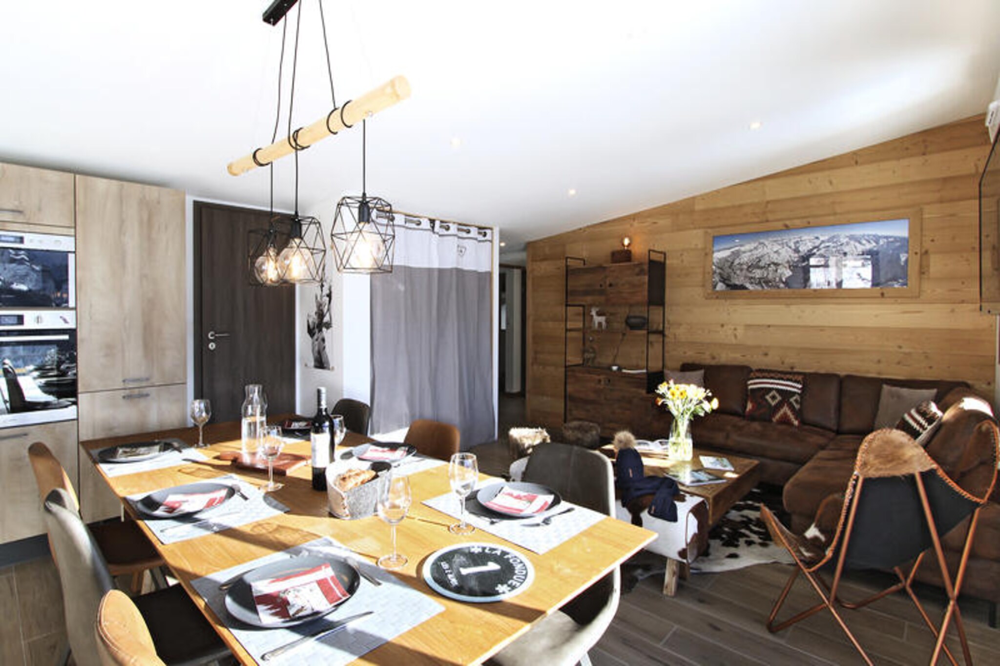 Apartment near Muzelle Glacier Ski Slope