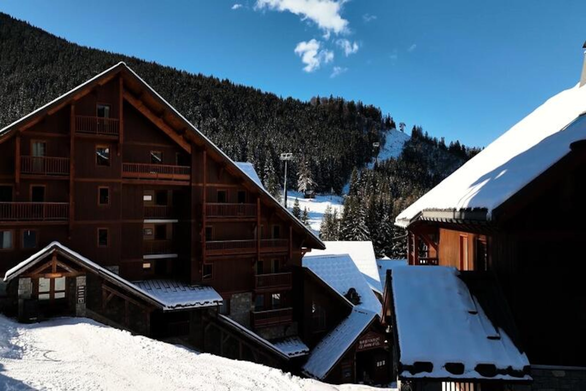 Apartment in Oz en Oisans with Sauna