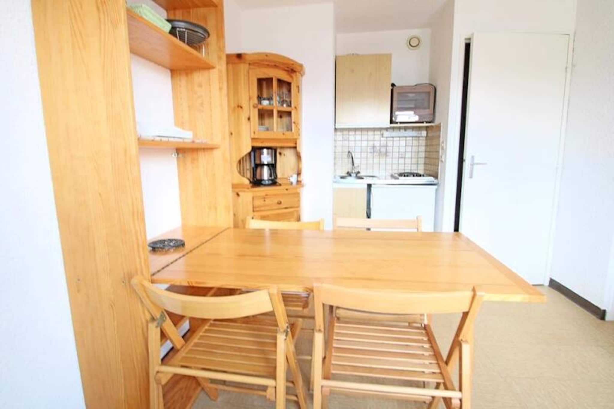 Apartment in Vallouise with Ski Access