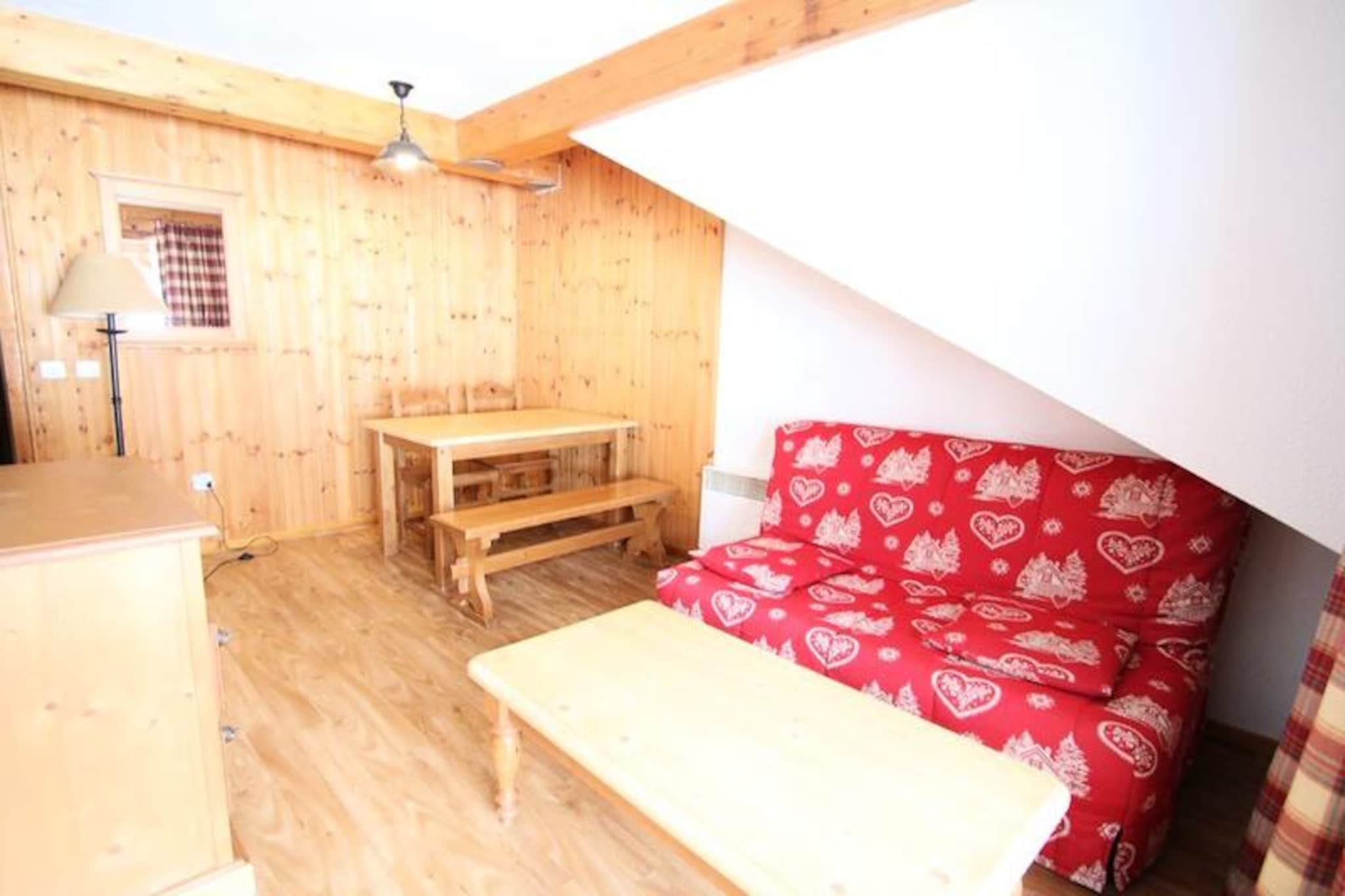 Apartment in Puy Saint Vincent Ski Access