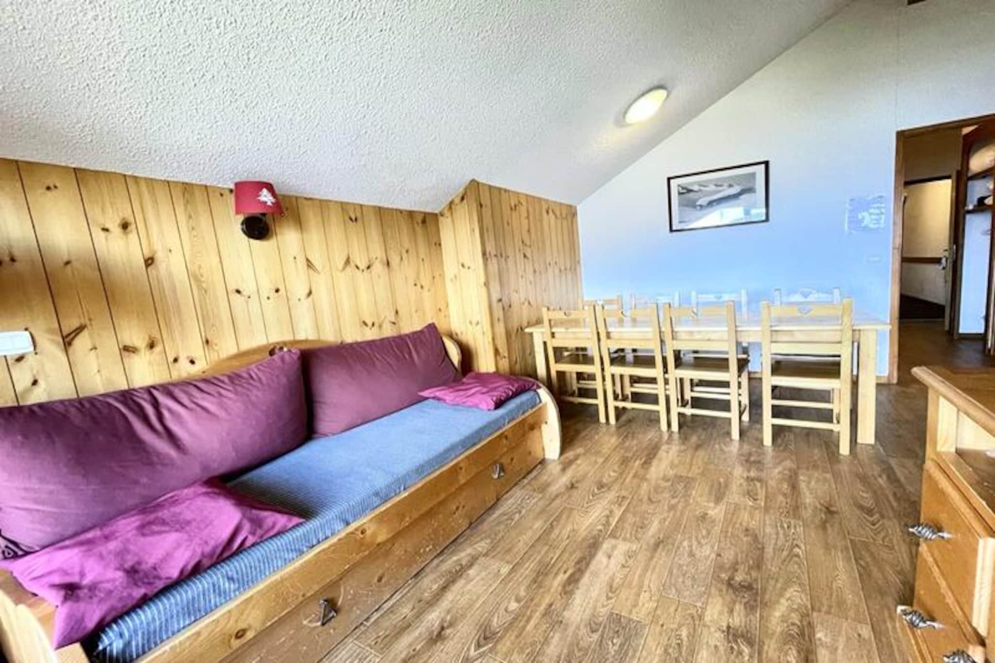 Apartment in Puy Saint Vincent Ski-In Access