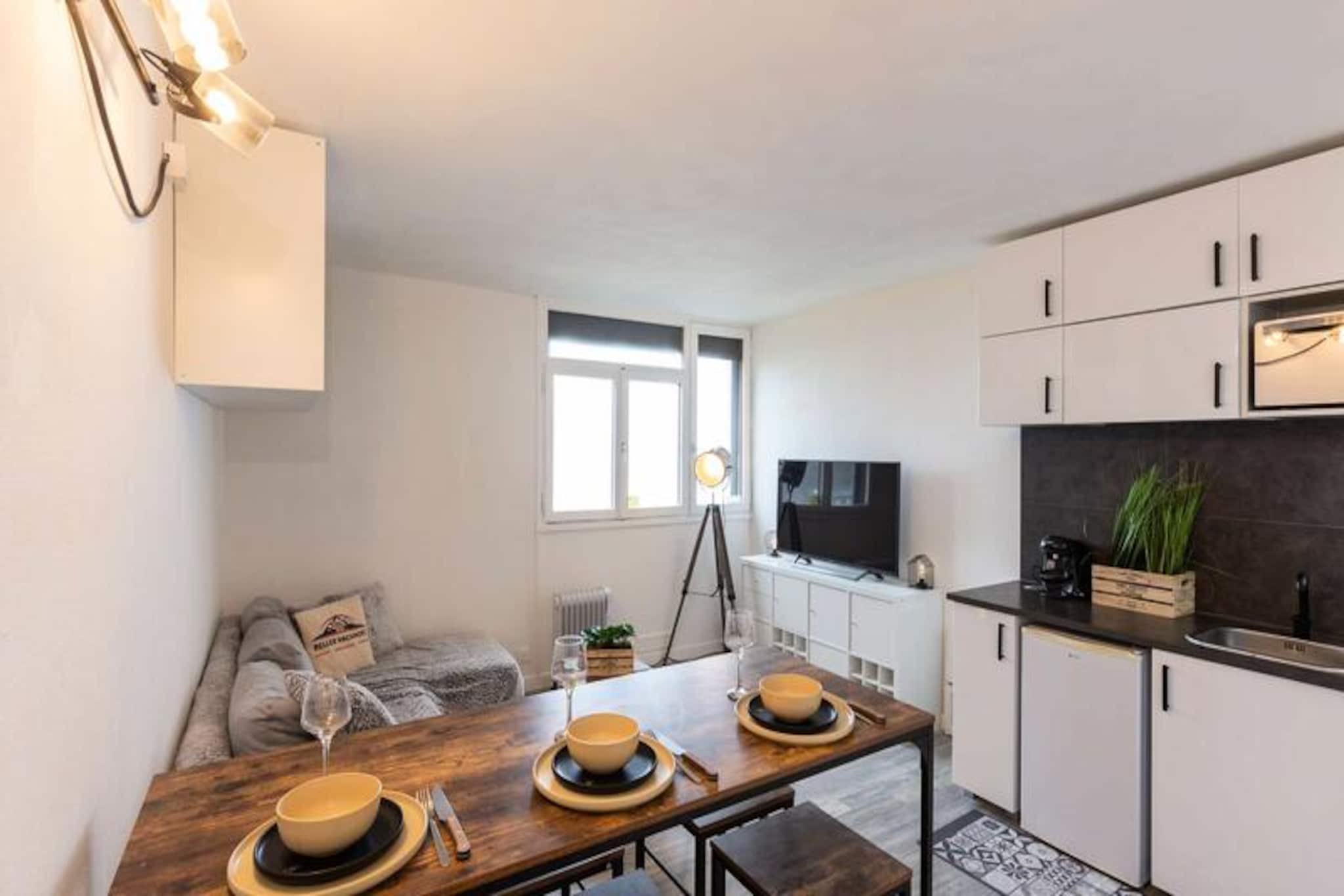 Holiday Home in Pla d'Adet near Slopes
