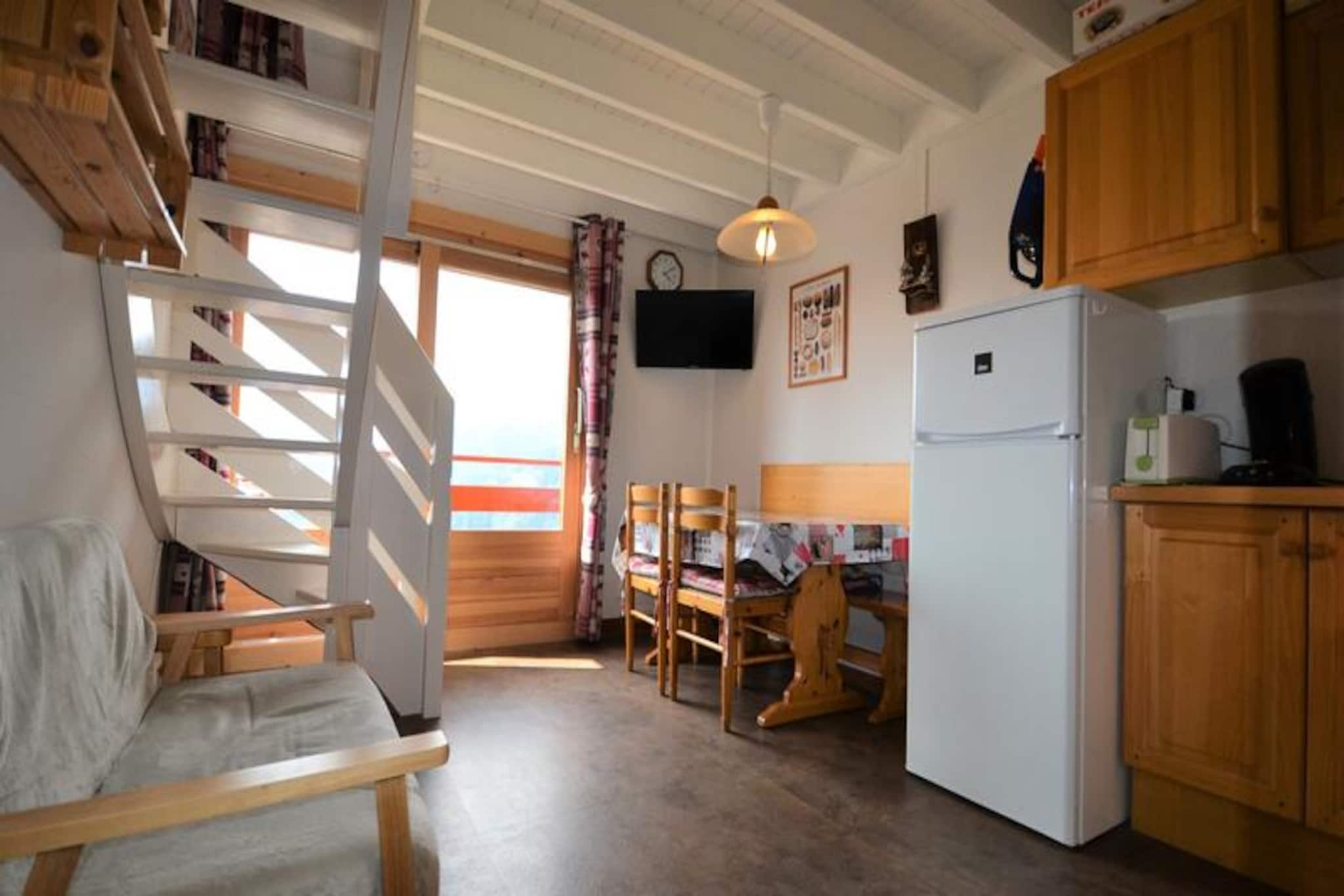 Apartment in Cohennoz near Ski Slopes