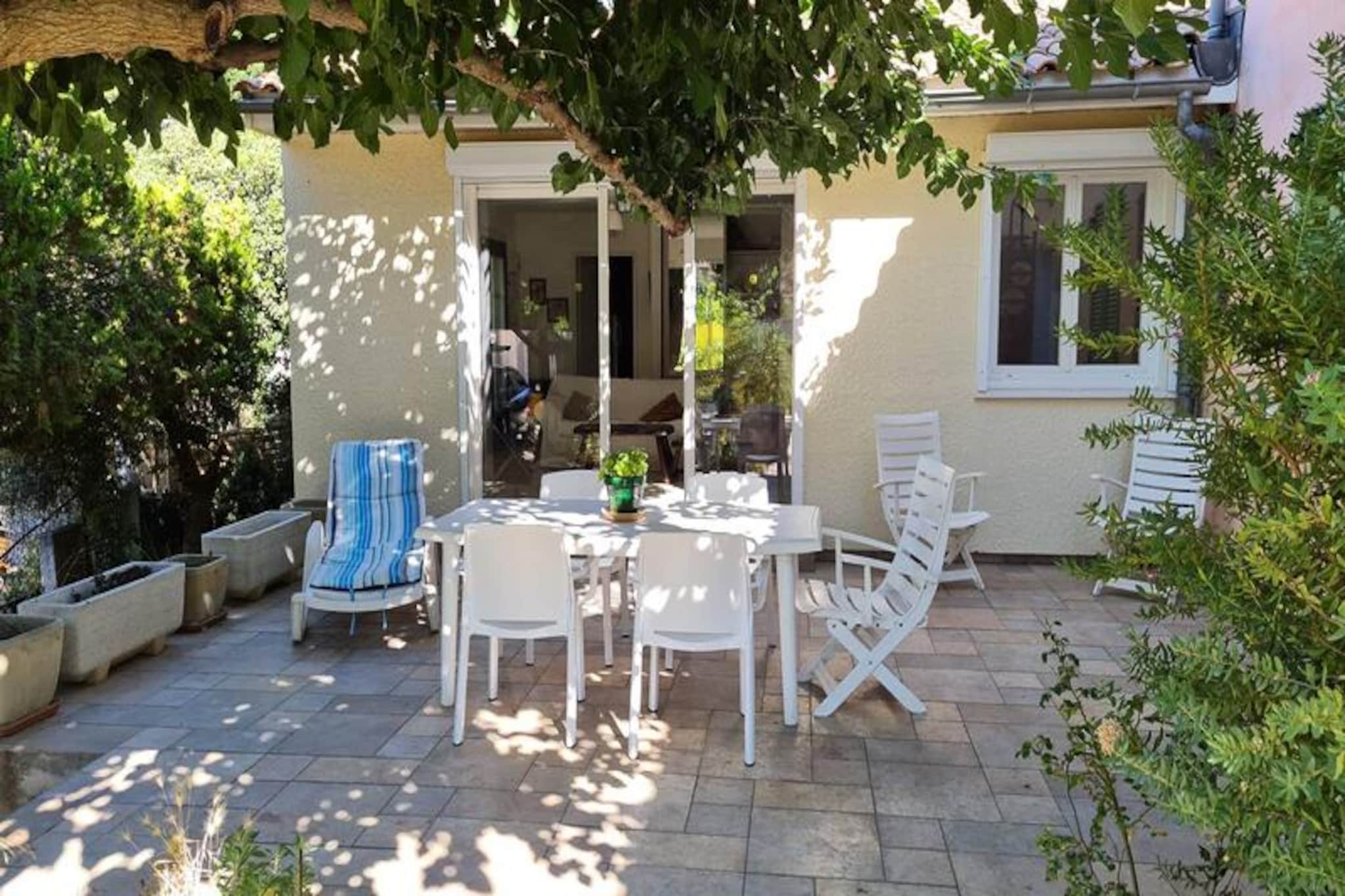 Villa in Saint Mandrier near the Port