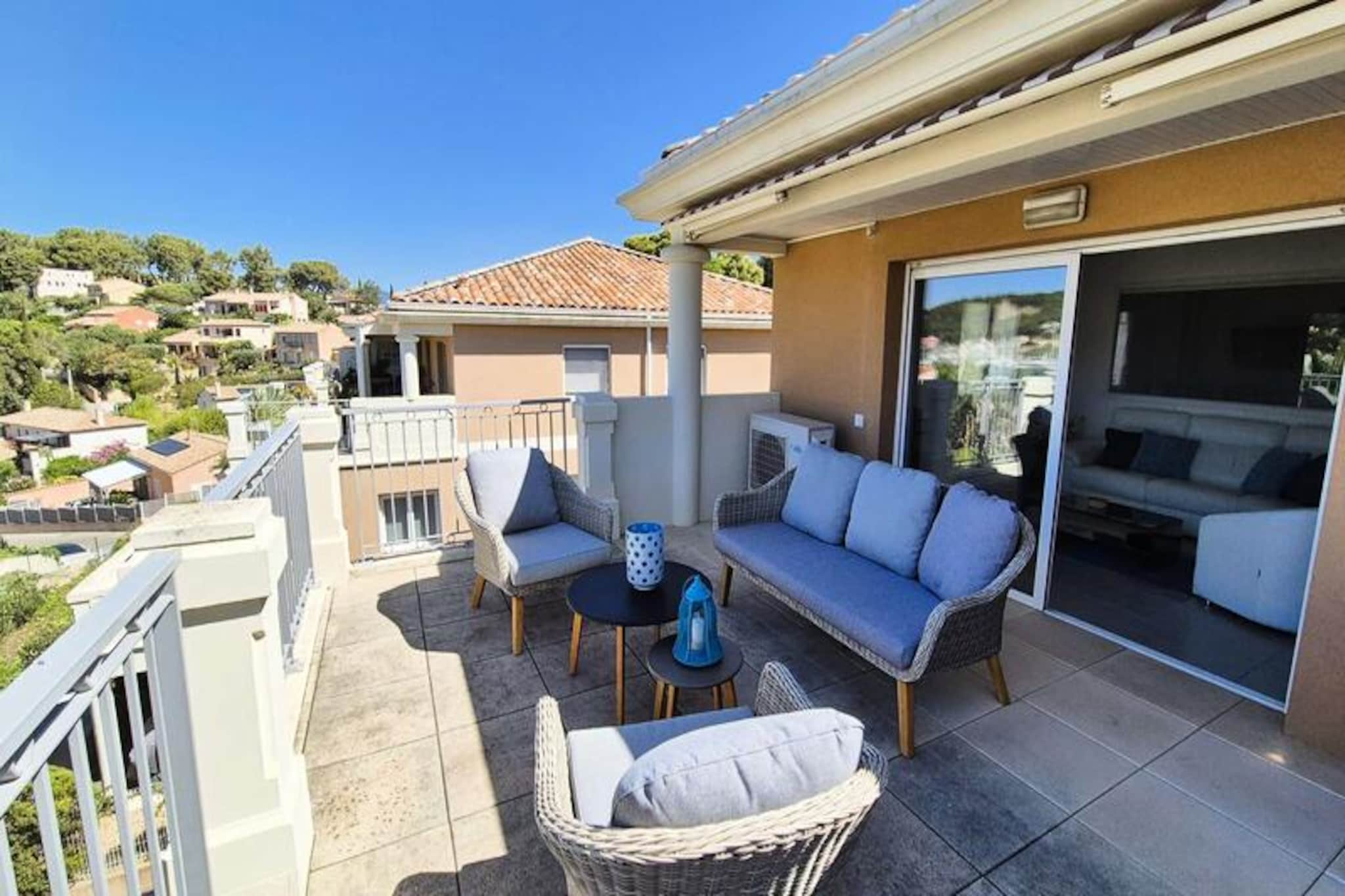 Apartment in Bandol with Panoramic Sea View