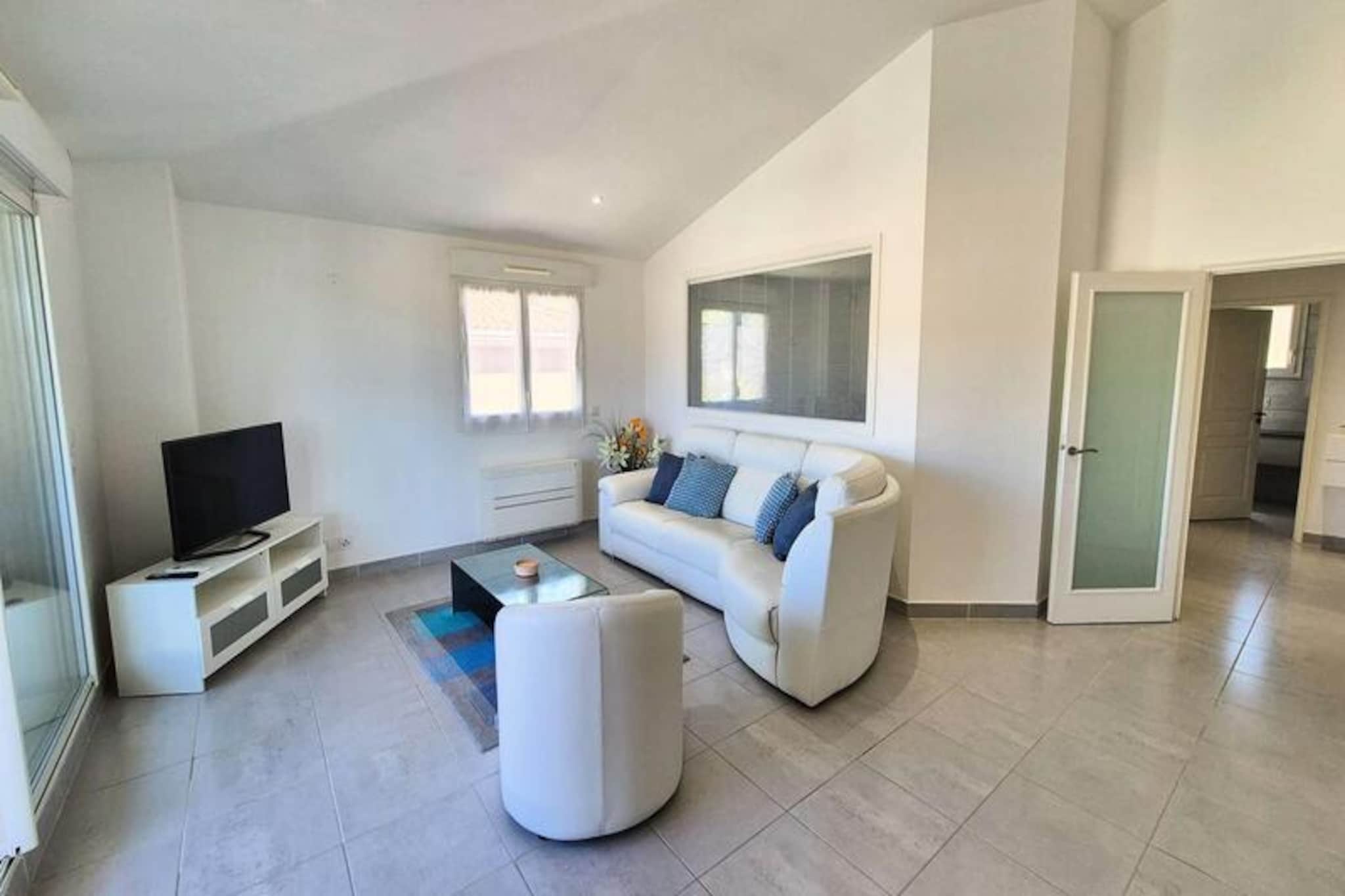 Apartment in Bandol with Panoramic Sea View