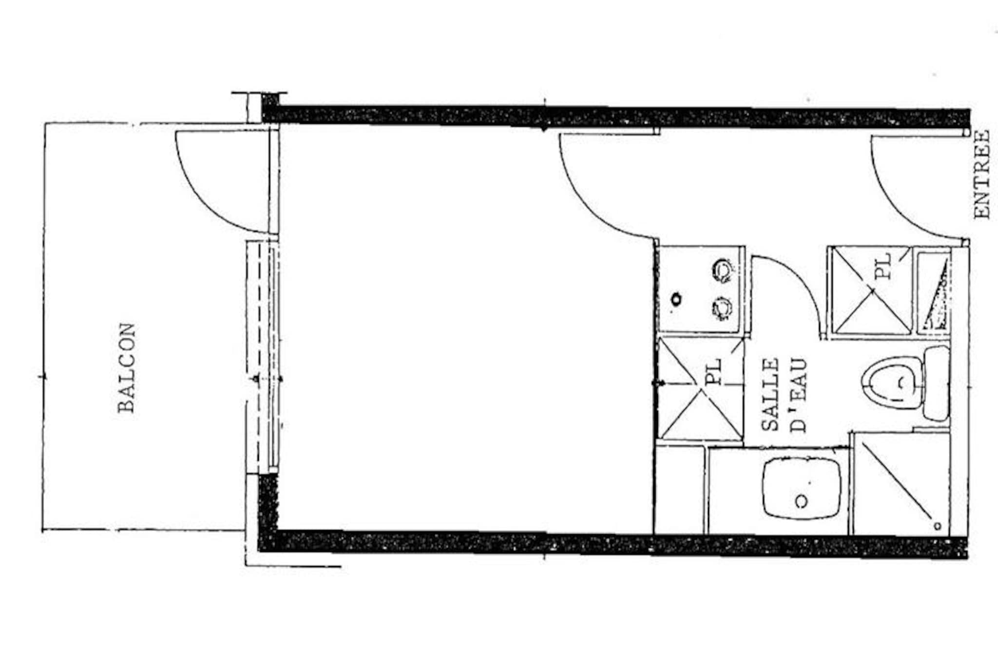 High above the Tarentaise Valley, where snow-dusted peaks meet serene alpine charm, this cozy studio in the LE PLEIN SUD residence offers a tranquil retreat for couples seeking a mountain getaway. With direct access to the slopes, you can step out and embrace the thrill of skiing without delay. The residence’s quiet ambiance and proximity to nature make it a perfect choice for those looking to unwind amidst breathtaking scenery. From your north-facing balcony, soak in the crisp mountain air and enjoy uninterrupted views of the majestic alpine landscape. \n\nThe studio, thoughtfully designed for two guests, features a comfortable double sofa bed, a compact yet functional kitchenette equipped with electric hobs, a microwave, and a refrigerator, as well as a private bathroom with a shower and WC. The ski locker on the ground floor ensures your gear is always ready for the next adventure. Modern conveniences like WiFi and vinyl flooring add to the comfort of your stay, while the residence’s free outdoor parking and shuttle service to the village center make exploring the area effortless. \n\nLocated just 700 meters from shops and a sports store, you’ll find everything you need within easy reach. The free shuttle service runs every 15 minutes, connecting you to the vibrant village center where you can discover local restaurants, après-ski activities, and charming boutiques. Whether you’re here for the exhilarating slopes or the peaceful summer trails, the surrounding area offers endless opportunities for outdoor adventures. \n\nChoose LE PLEIN SUD for its unbeatable location at the foot of the slopes, its quiet and welcoming atmosphere, and the promise of unforgettable alpine memories. Whether it’s the thrill of skiing or the tranquility of the mountains, this studio is your gateway to the best of Plagne Villages.