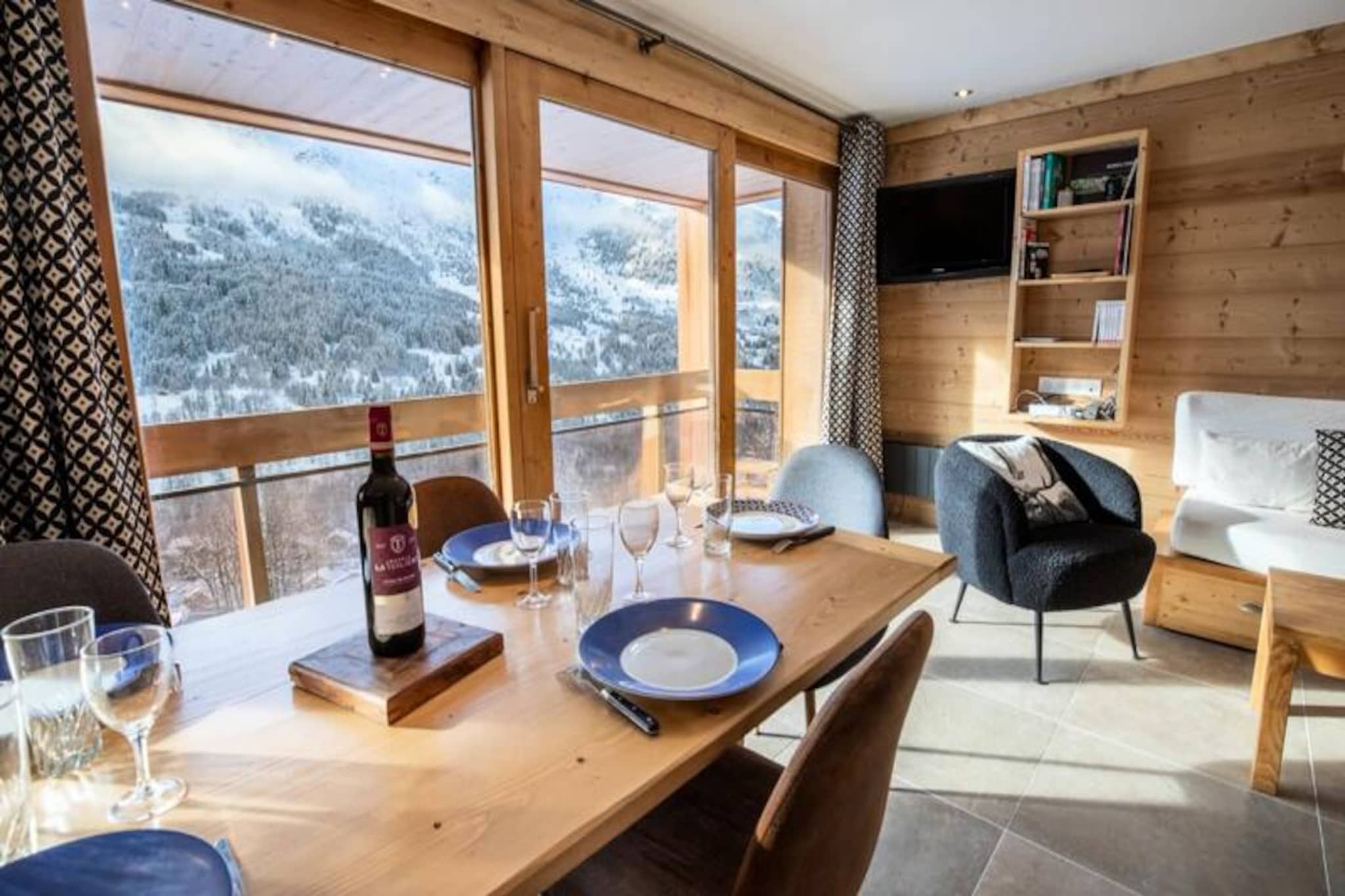 Les 3 Marches A1 En Face Du Télésiège De Morel-Nicht zugeordnet