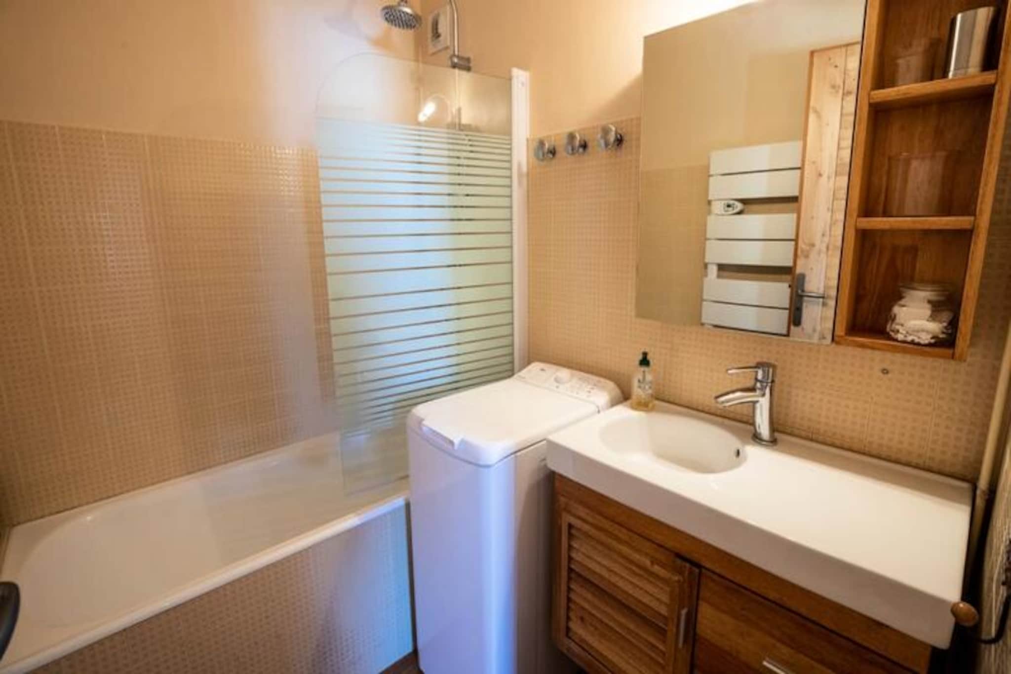 Les 3 Marches A1 En Face Du Télésiège De Morel-Nicht zugeordnet