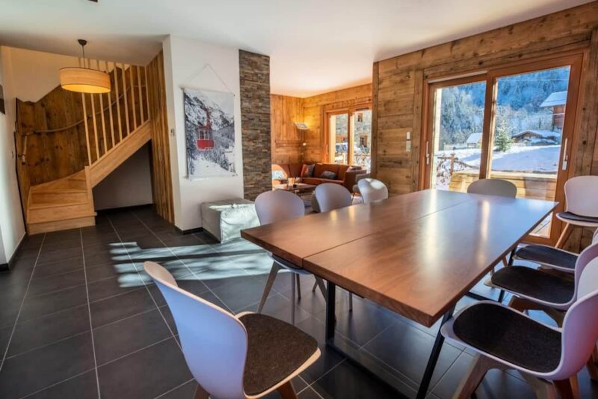 Apartment in Les Allues near Gondola Lift