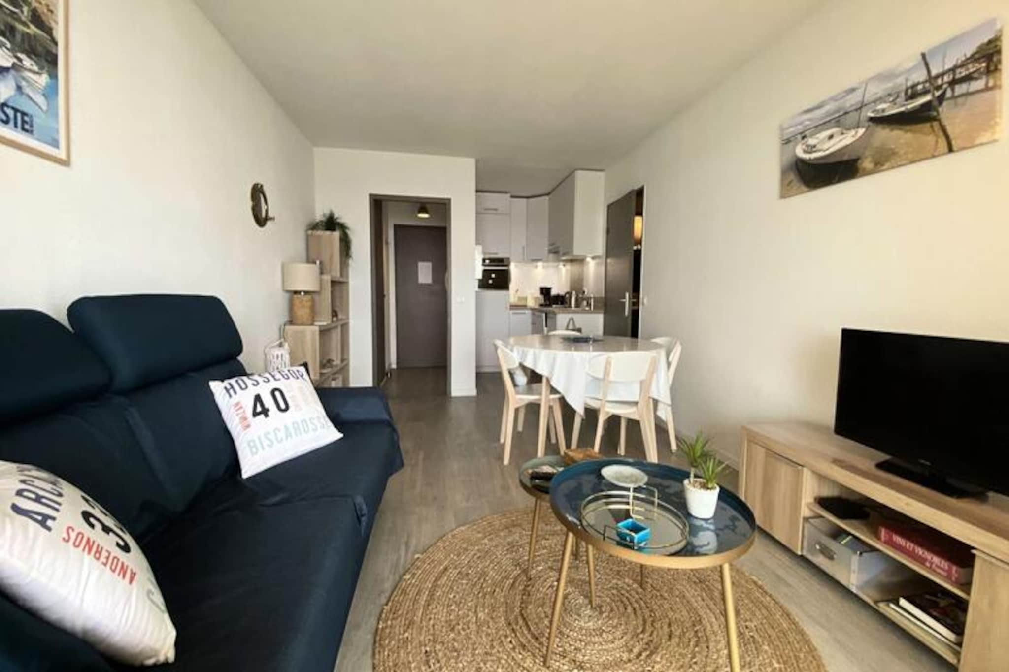 Apartment near Bay View and Marina