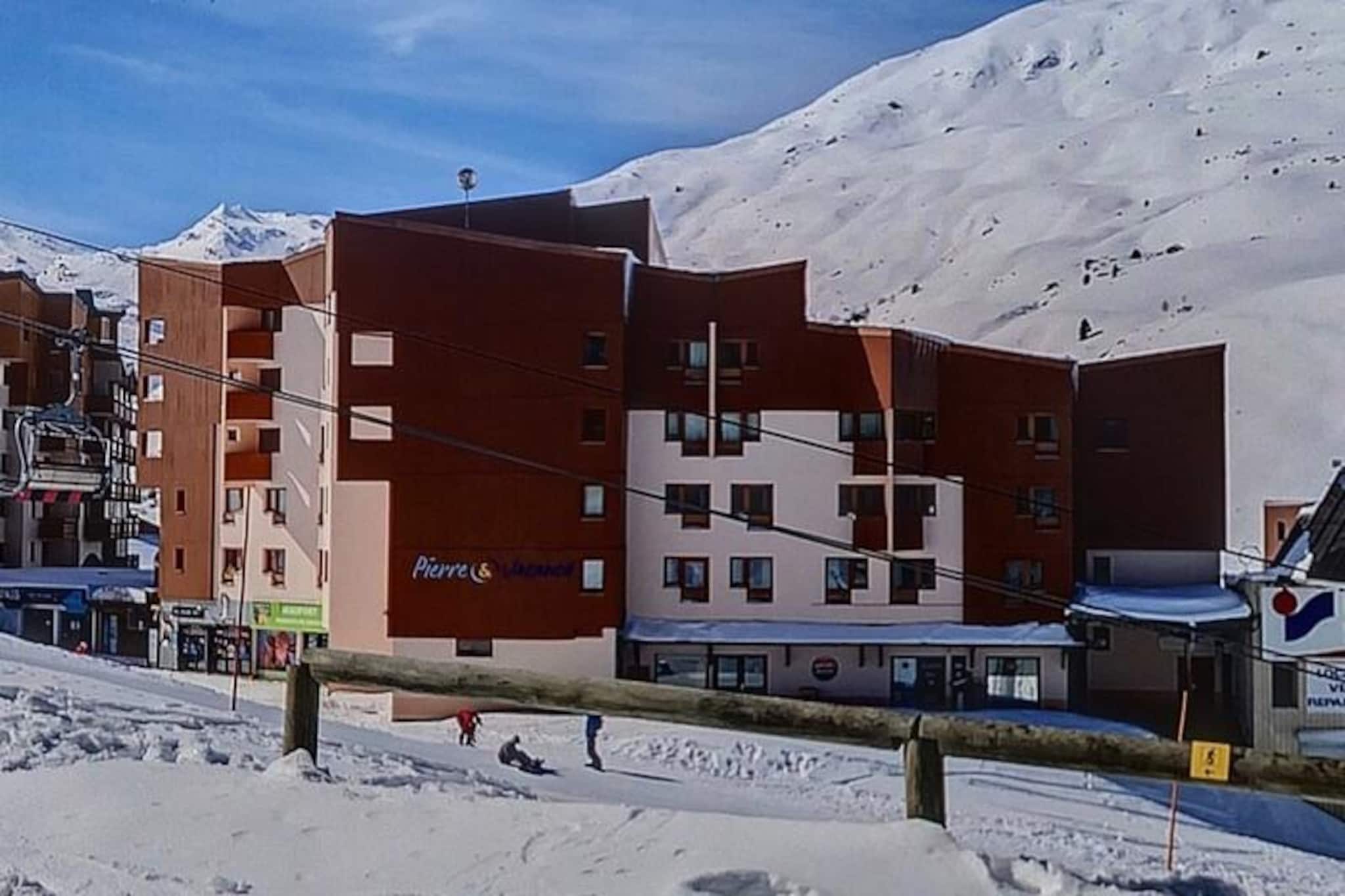 Comfortable apartment · Ski-in/ski-out · Covered parking included