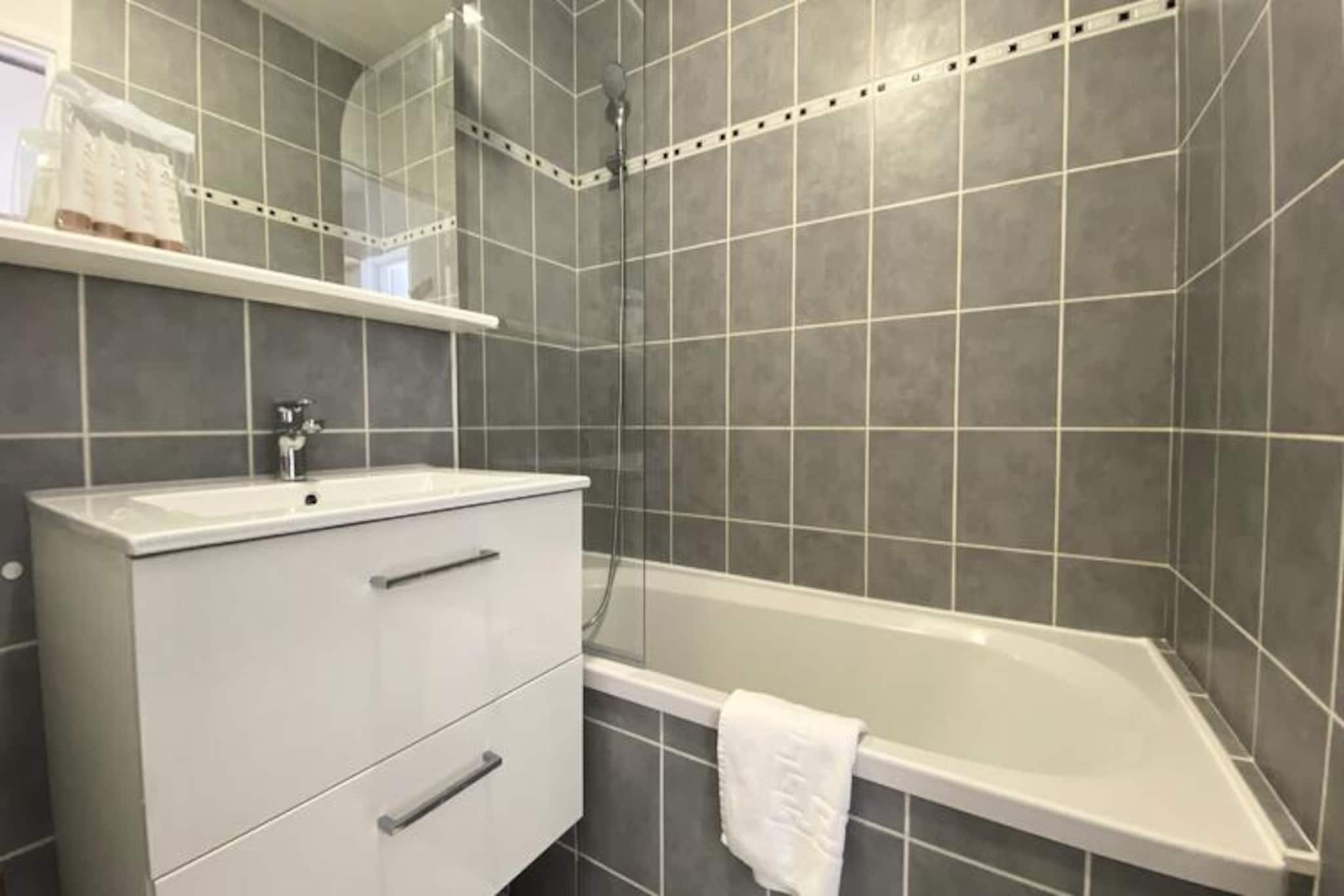 Résidence 2100 B-Non tagué