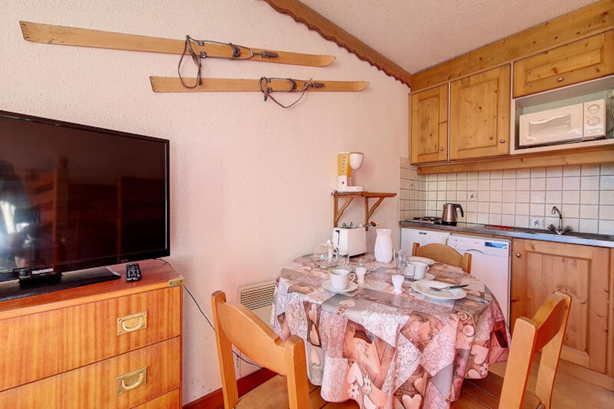 Apartment in Preyerand near Ski Slopes