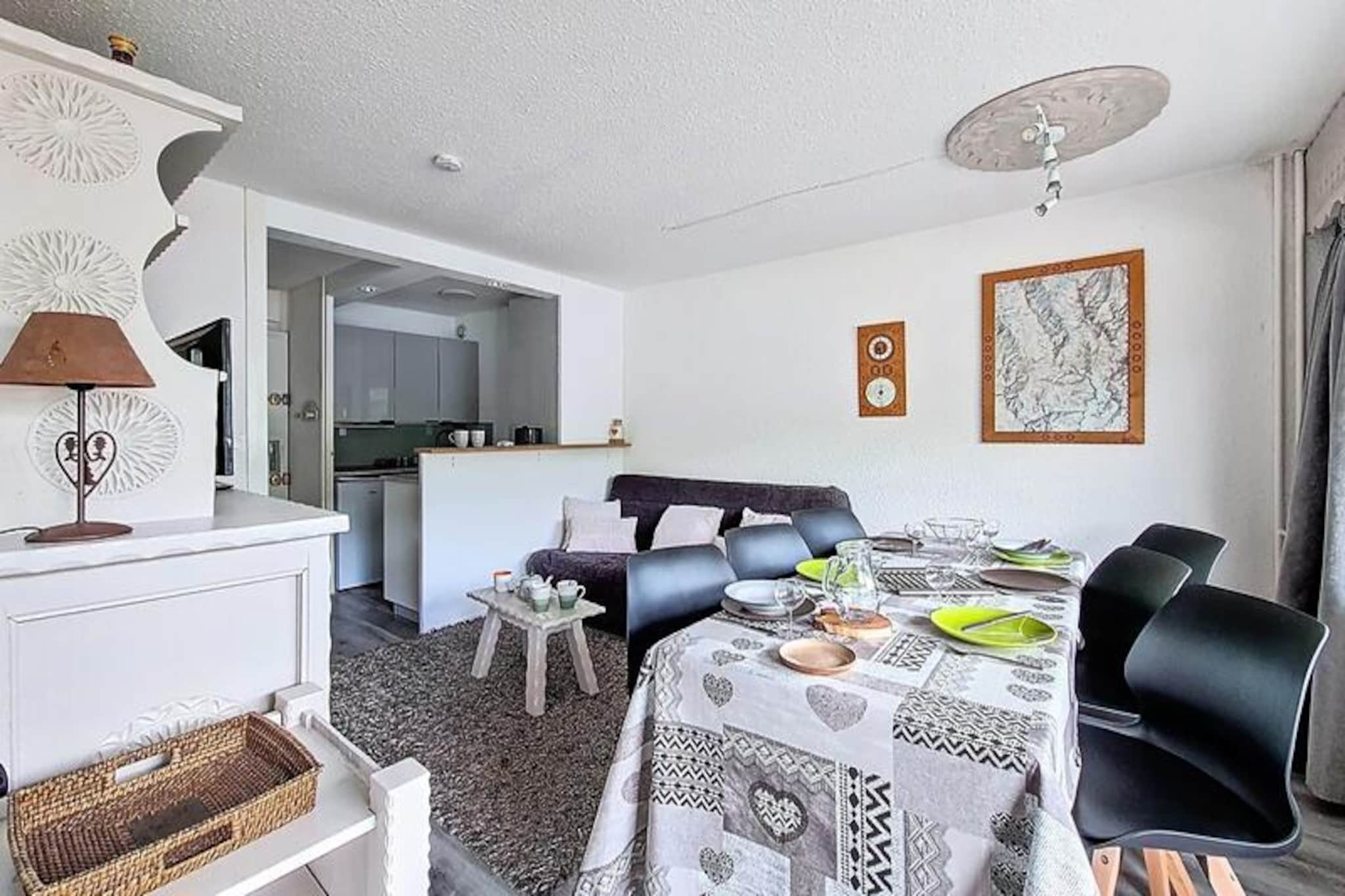 Comfortable apartment · Central location · Balcony