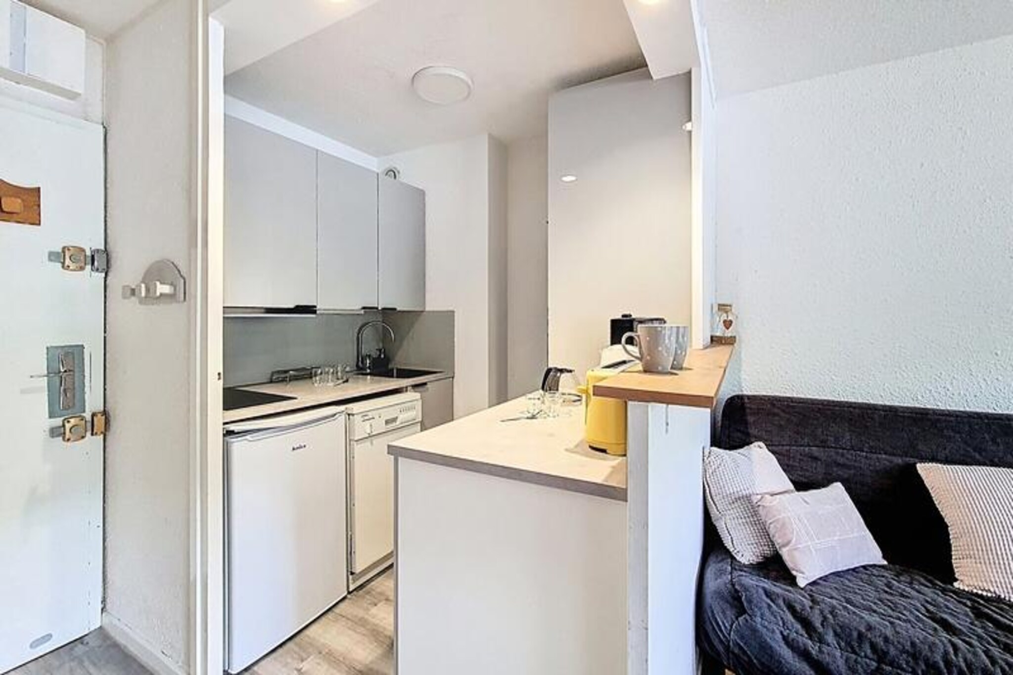 Comfortable apartment · Central location · Balcony