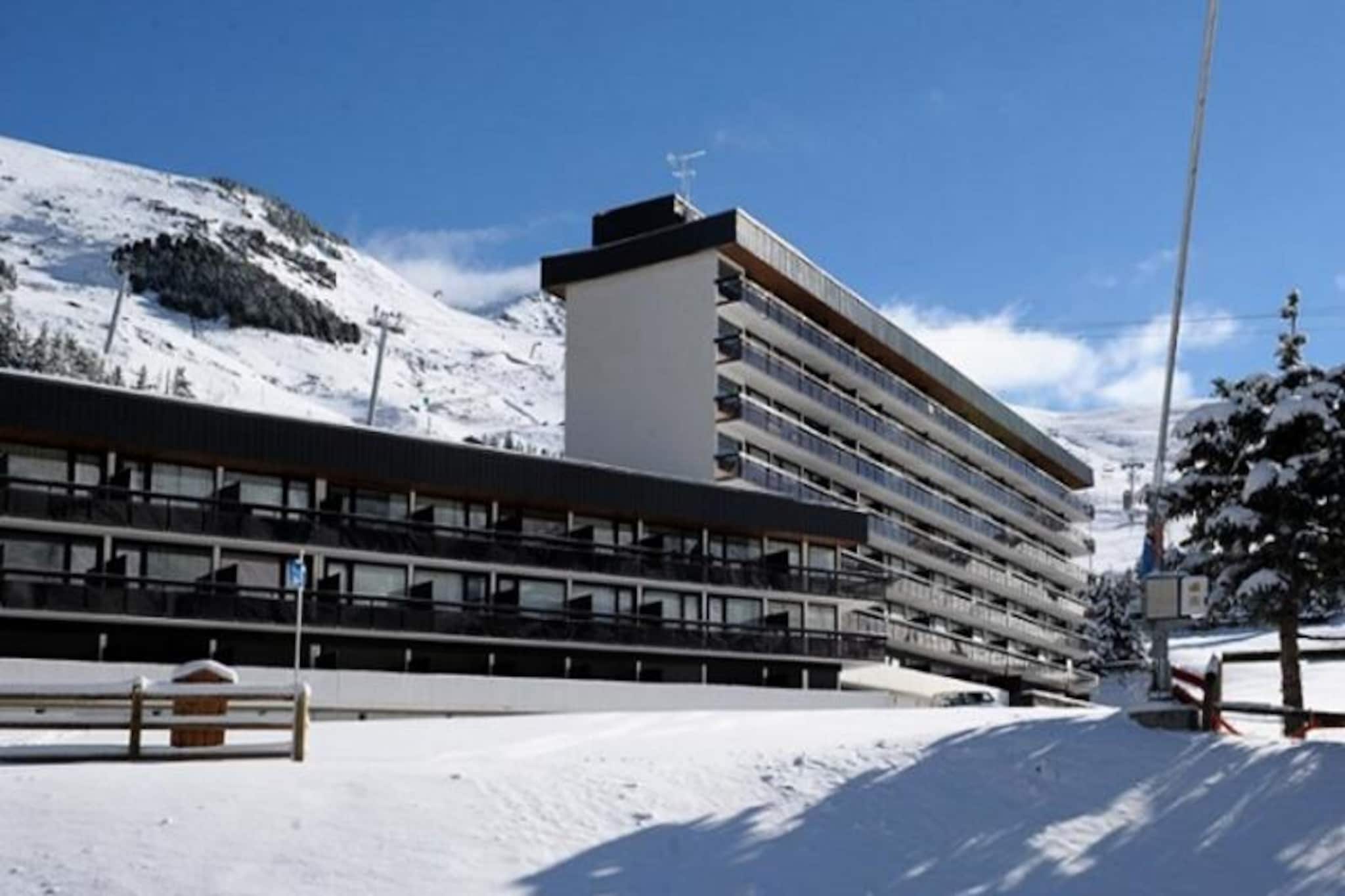 Apartment in La Croisette with Ski Access