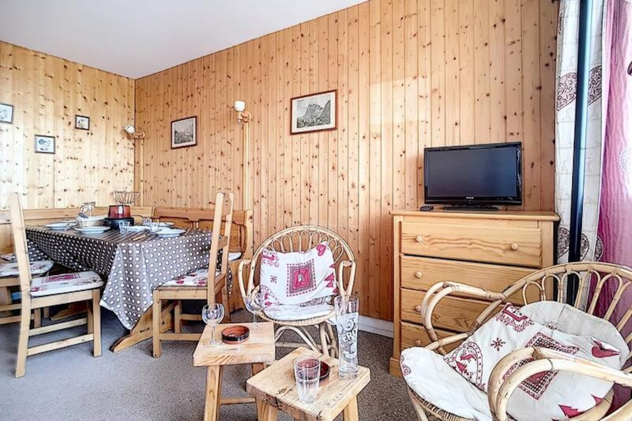 Apartment in Les Menuires near Slopes