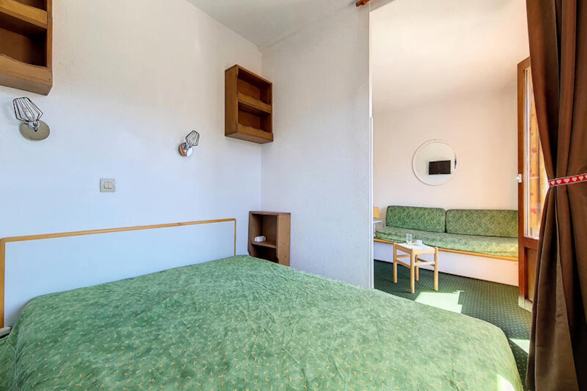 Apartment in Reberty with Slope Access