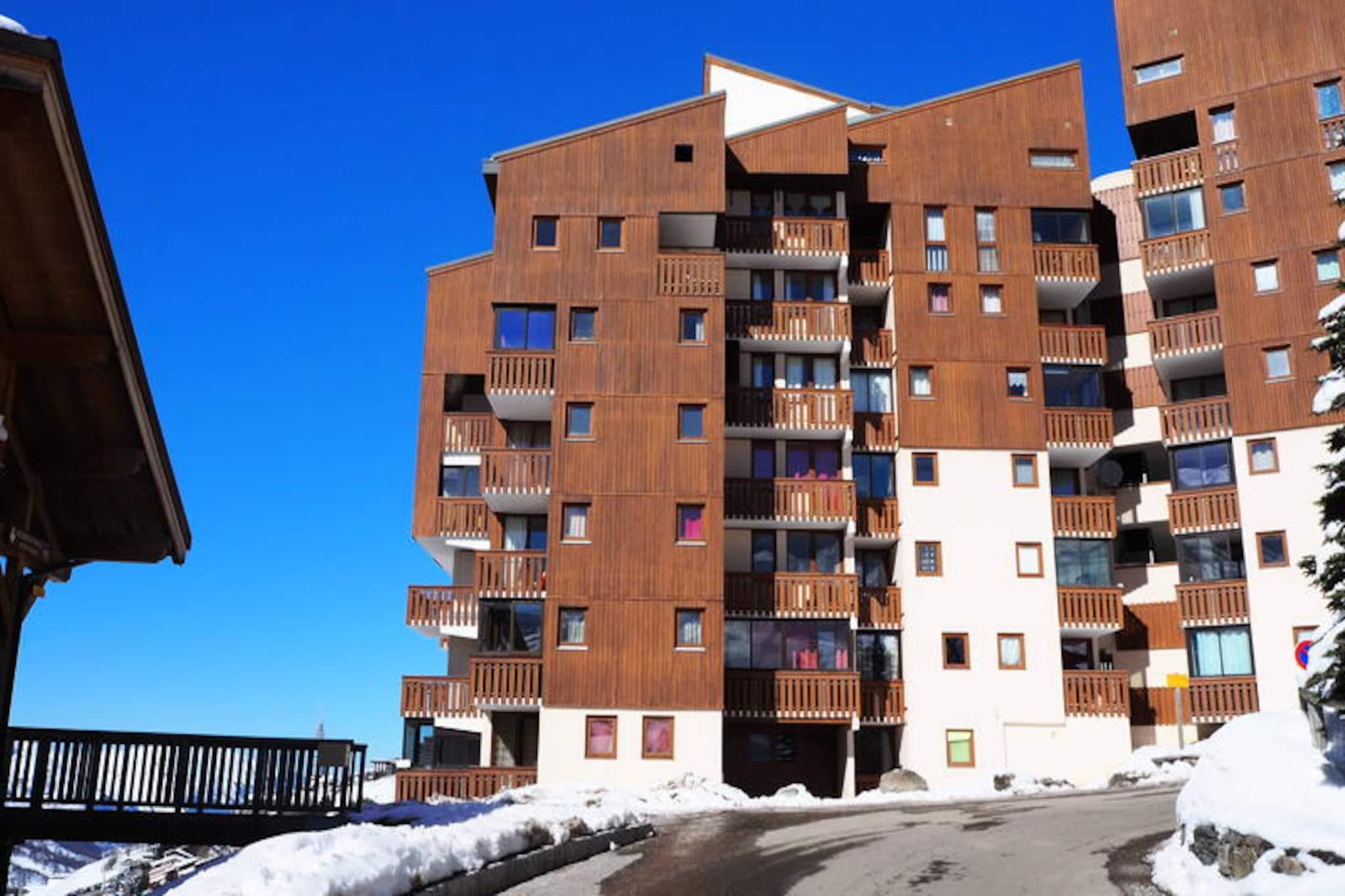 Apartment in Bruyères with Ski-In Access