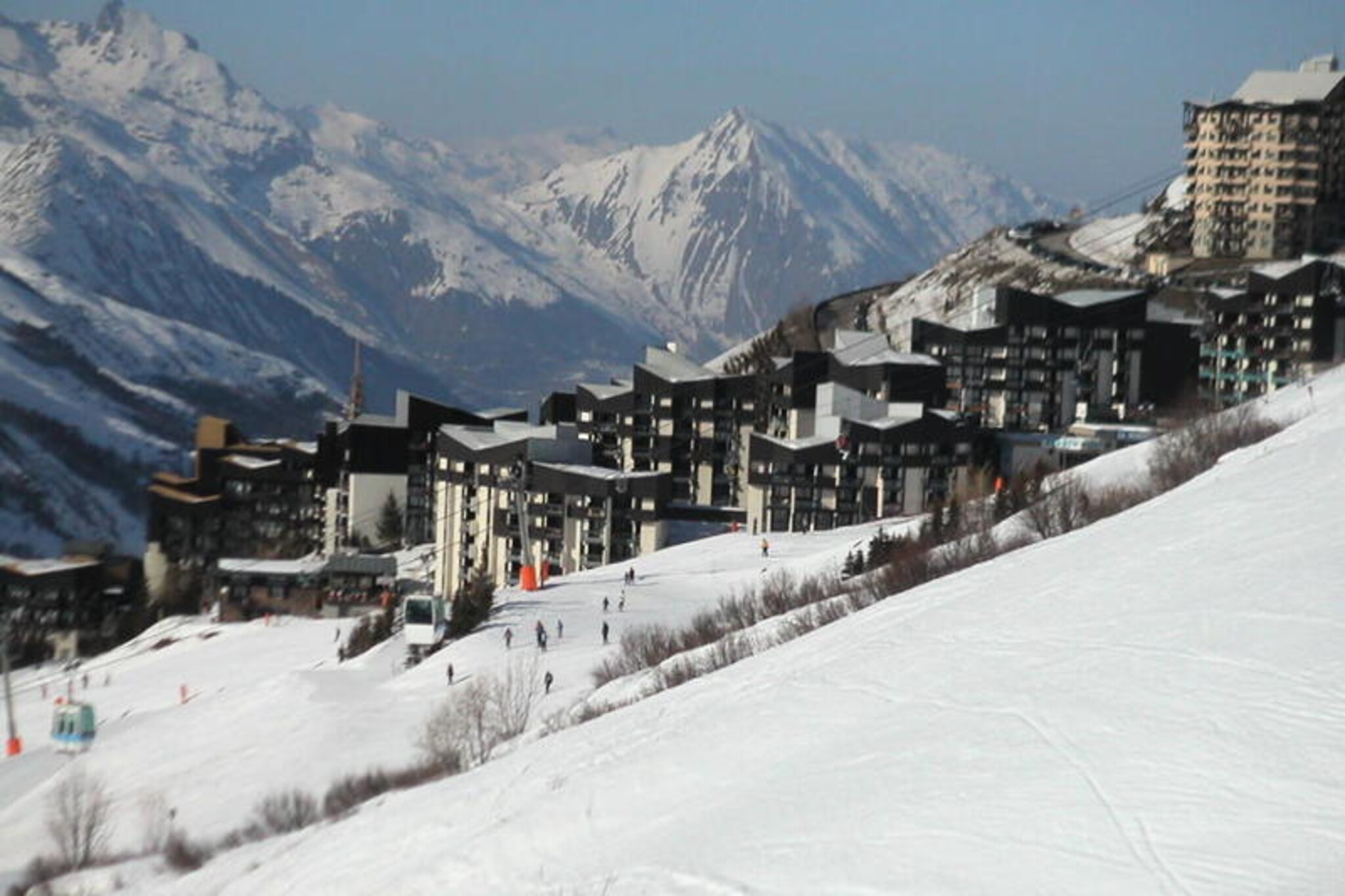 Spacious apartment · Ski-in/ski-out · Balcony