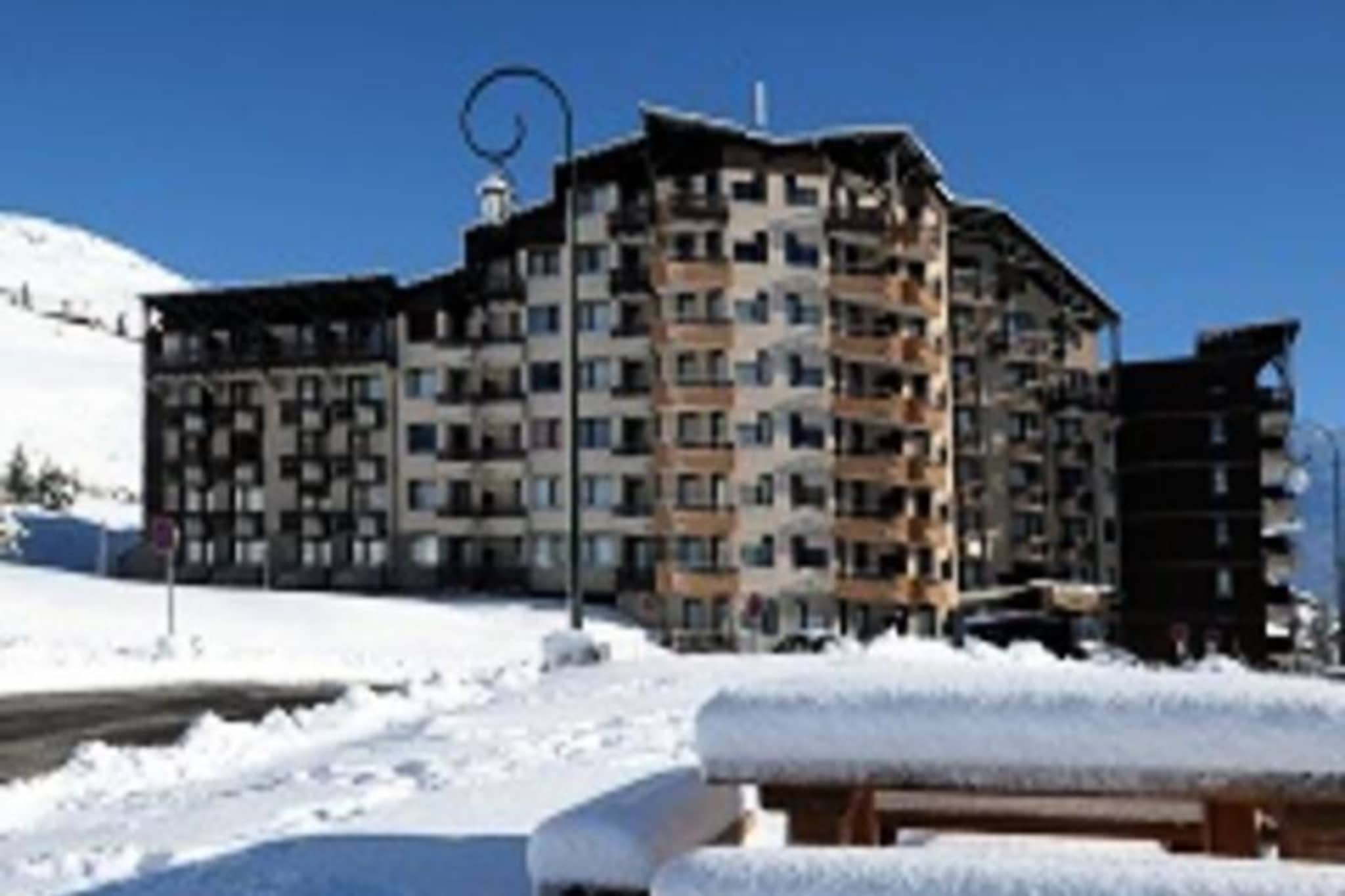 Comfortable apartment · Close to the slopes · East-facing balcony