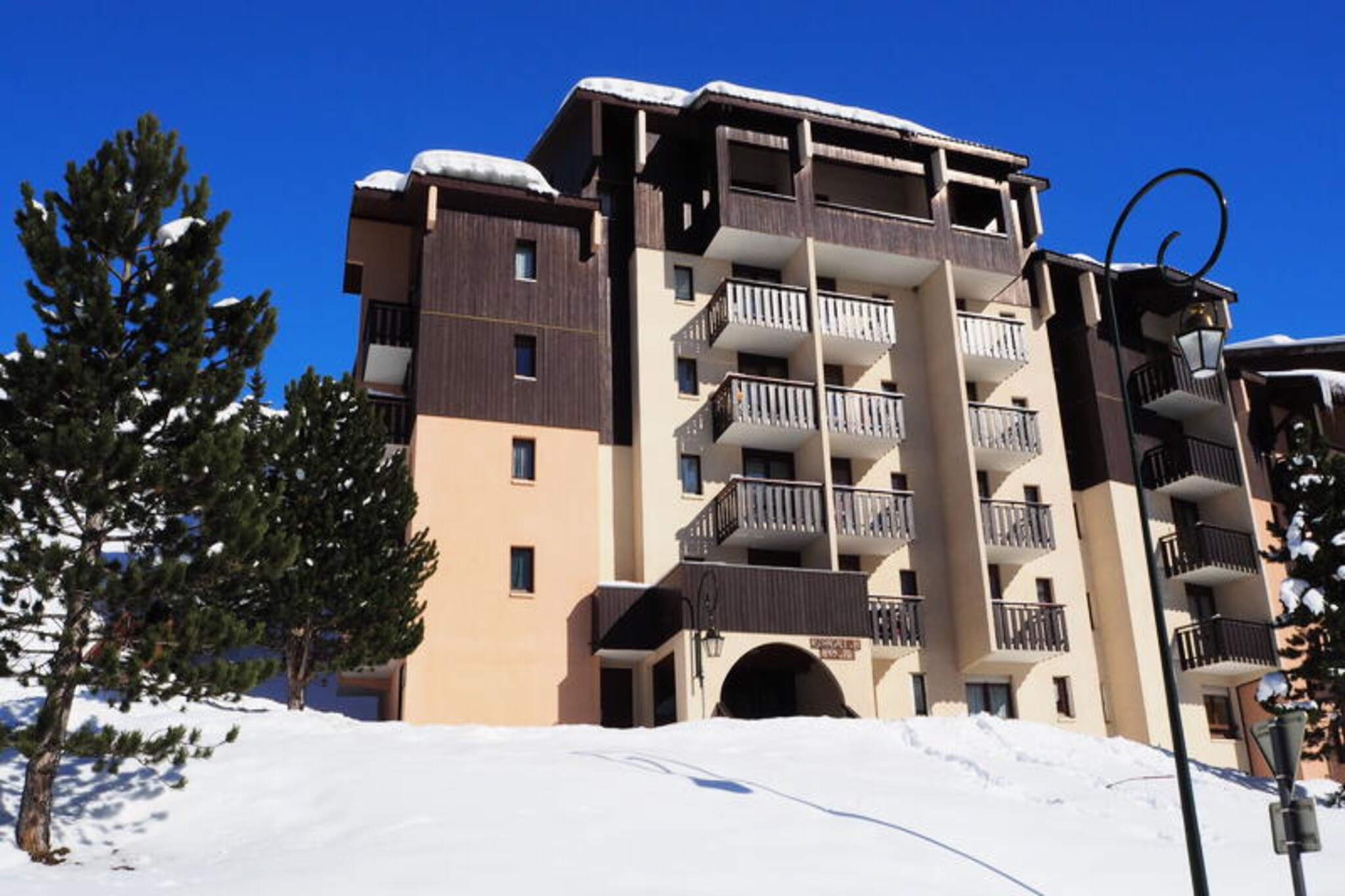 Apartment in Fontanettes near Ski Slopes
