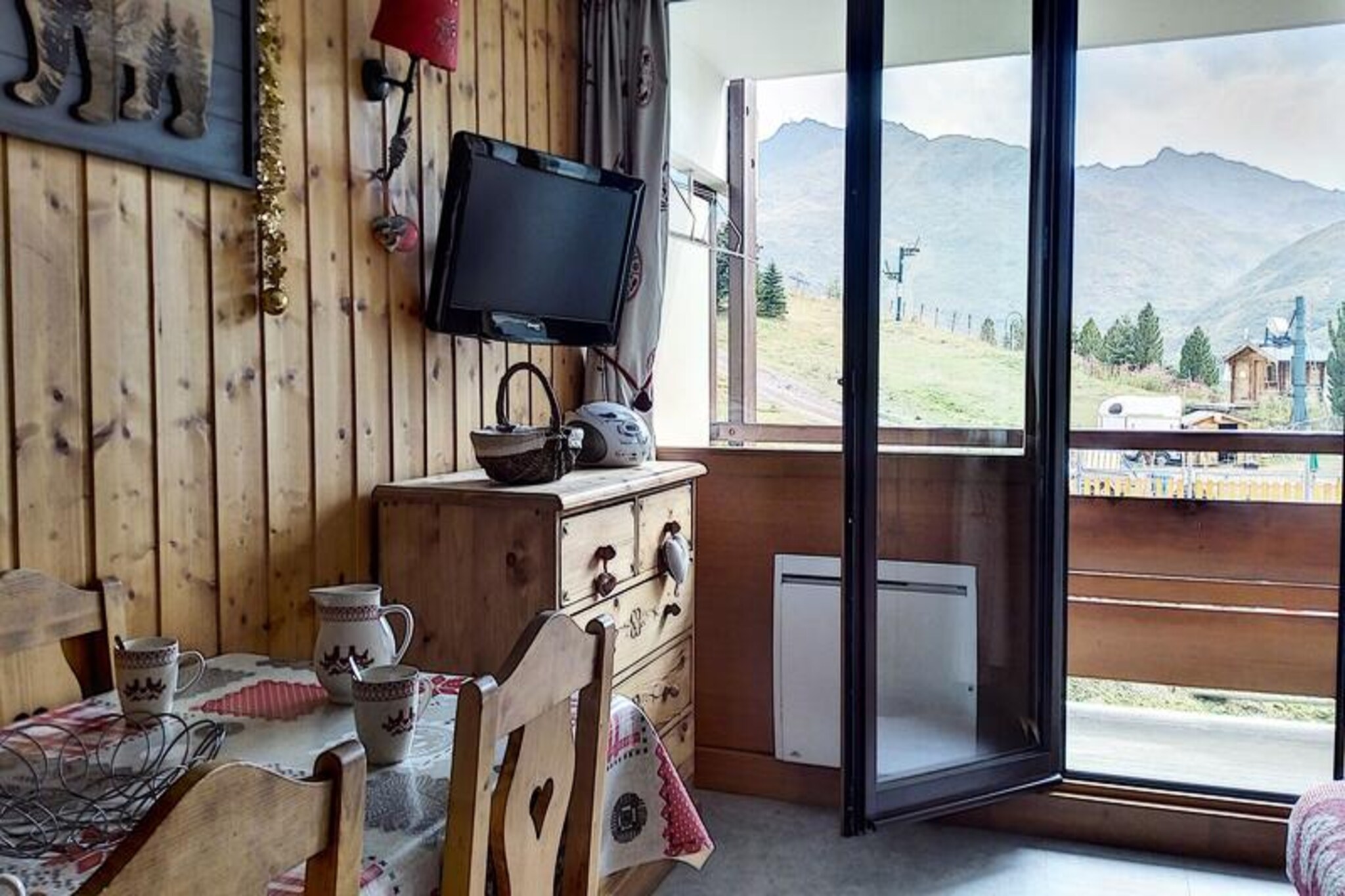 Apartment in La Croisette near Ski Slopes