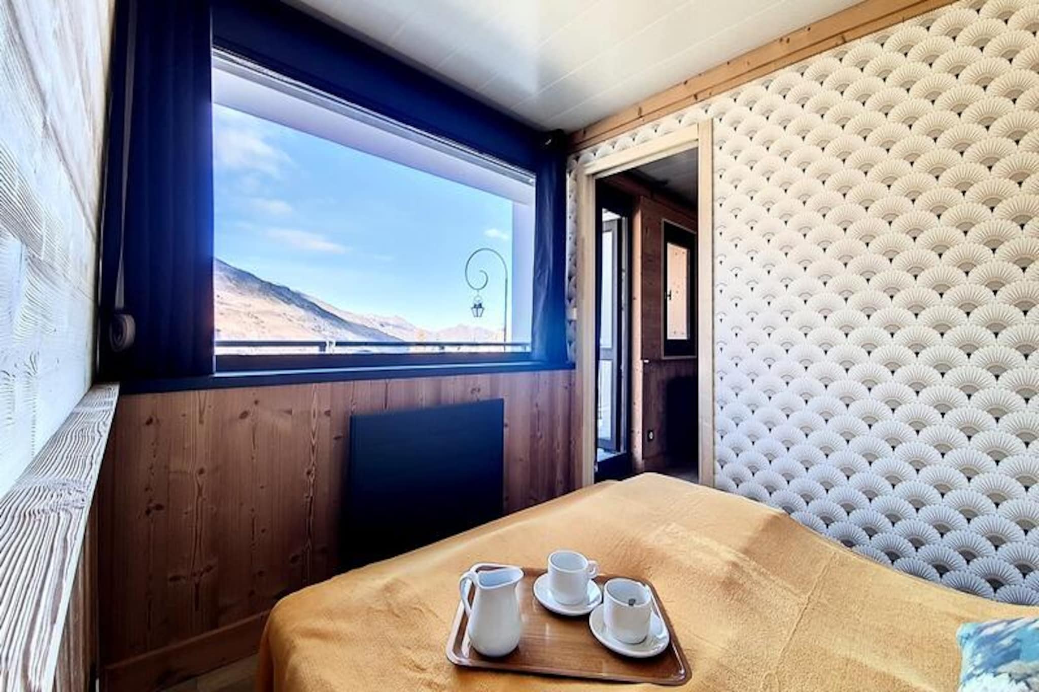 Apartment in Fontanettes with Mountain View