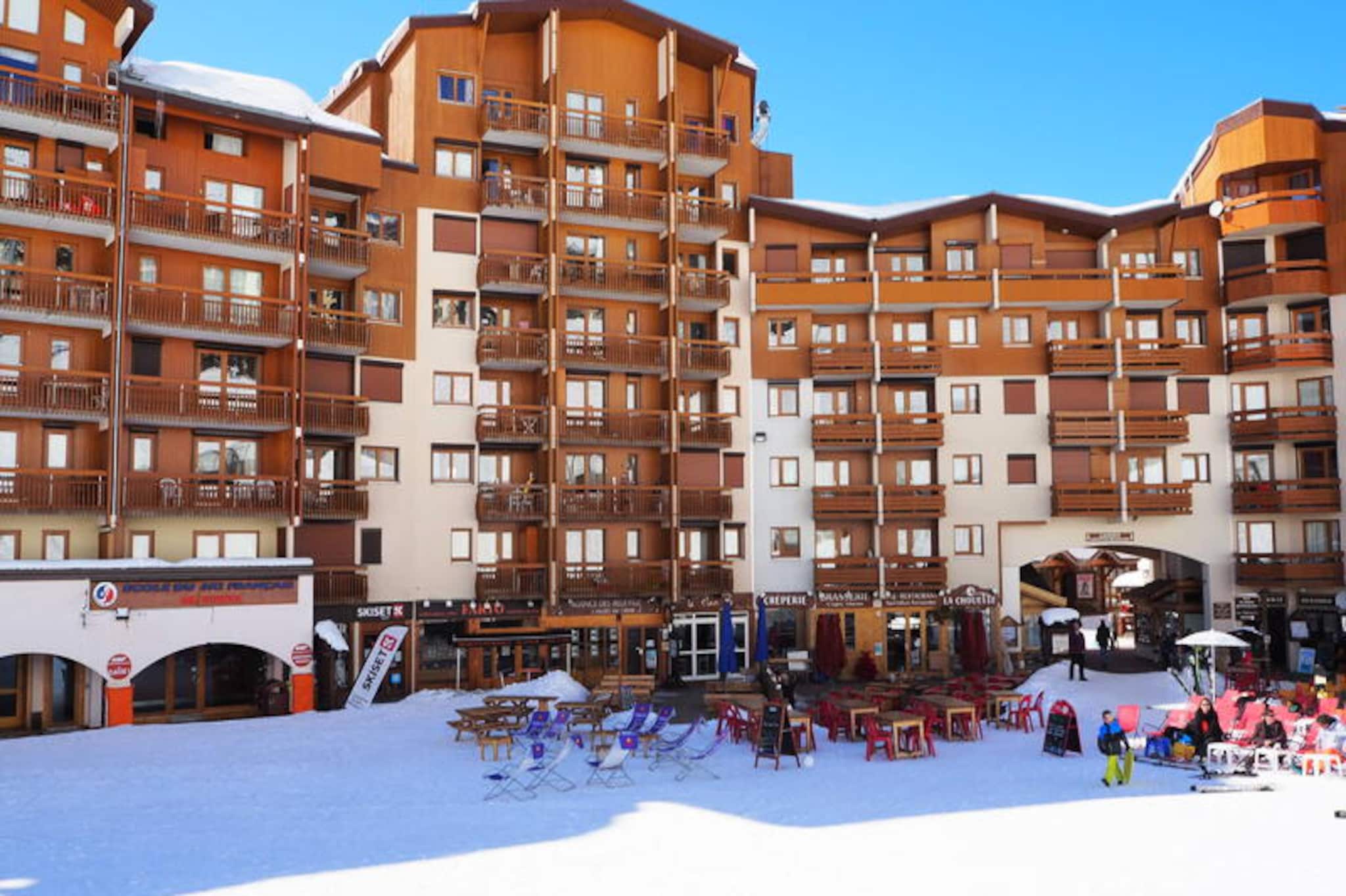 High above the charming Bruyères district, this cozy alpine retreat offers a front-row seat to the snowy wonders of Les Menuires. Imagine waking up to the crisp mountain air and stepping directly onto the slopes, thanks to its unbeatable ski-in/ski-out location. The Carlines II residence places you in the heart of a vibrant village atmosphere, where the magic of the French Alps comes alive. From your east-facing balcony on the 5th floor, soak in the morning light as it dances across the snow-capped peaks, setting the perfect tone for a day of adventure.
This thoughtfully designed 2-room apartment, spanning 30 m², comfortably accommodates up to five guests. The living area is a cozy haven to unwind, complete with a television for quiet evenings. The bedroom features a double bed and a single bunk bed, while an additional alcove at the entrance provides two more bunk beds, making it ideal for families or small groups. The fully equipped kitchen includes a 3-burner cooktop, refrigerator, combination oven/microwave, dishwasher, and all the essentials to prepare hearty alpine meals. A bathroom with a bathtub and a separate toilet adds to the convenience, ensuring a comfortable stay. Please note, this is a non-smoking, pet-free apartment equipped with duvets for added warmth.
Step outside, and you’ll find yourself immersed in the lively Bruyères district, home to a variety of restaurants, shops, and entertainment options. Whether it’s a relaxing visit to the wellness center, a thrilling ride down the toboggan run, or a family outing to the children’s playground, there’s something for everyone. The nearby ski school and water park make it a perfect destination for both beginners and seasoned adventurers. After a day on the slopes, enjoy a movie at the cinema or indulge in local Savoyard cuisine at one of the nearby eateries.
With its prime location, modern amenities, and the allure of the Three Valleys ski area at your doorstep, this apartment is your gateway to an unforgettable alpine escape. Whether you’re here for the thrill of skiing or the charm of mountain village life, Carlines II promises a stay filled with comfort, convenience, and breathtaking views.