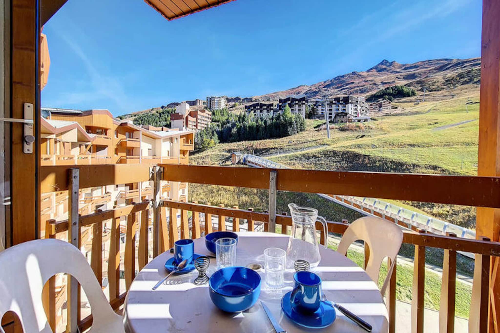 Apartment in Bruyères with Ski-In Access
