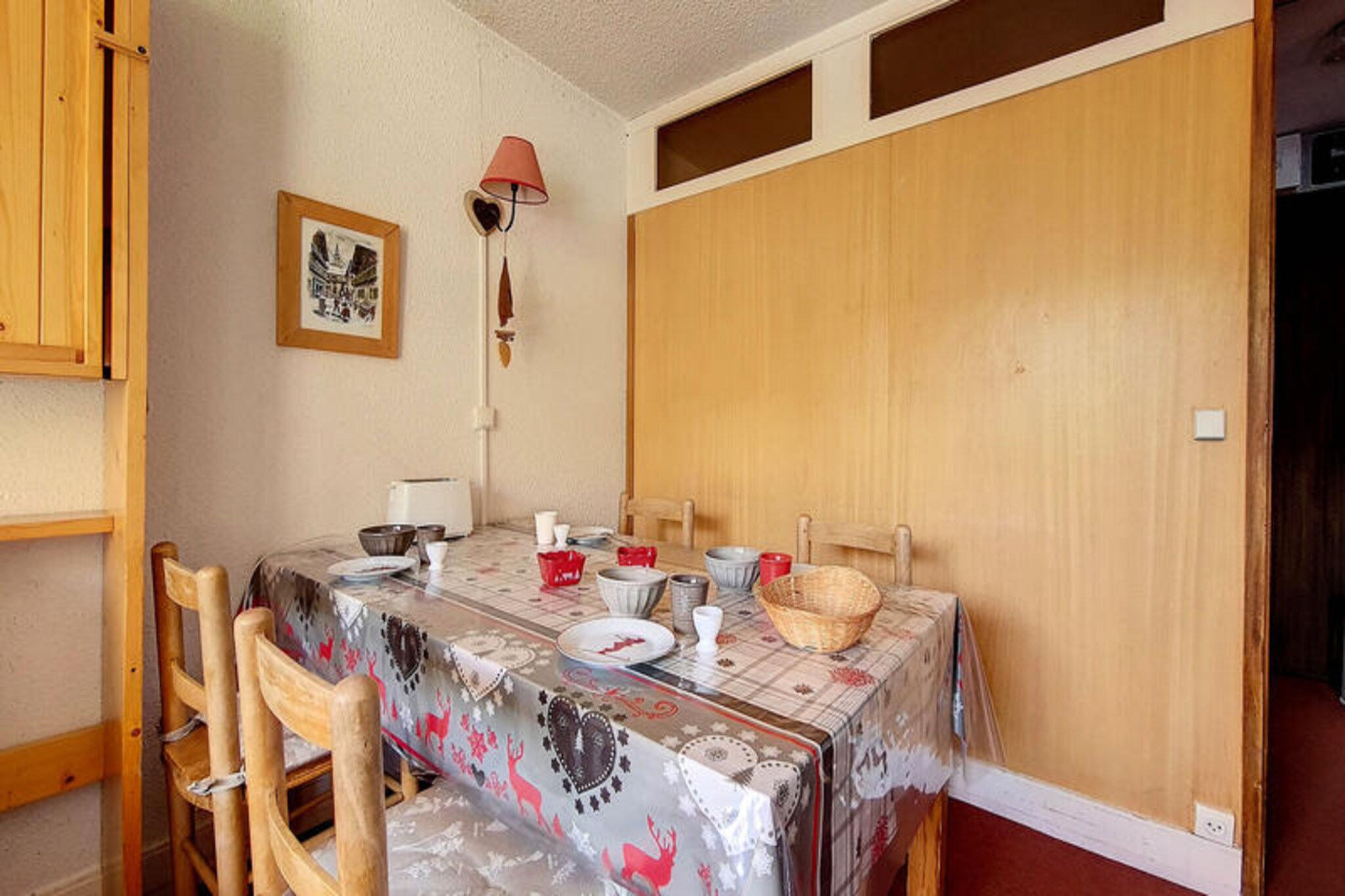 Apartment in Croisette with Ski-In Access