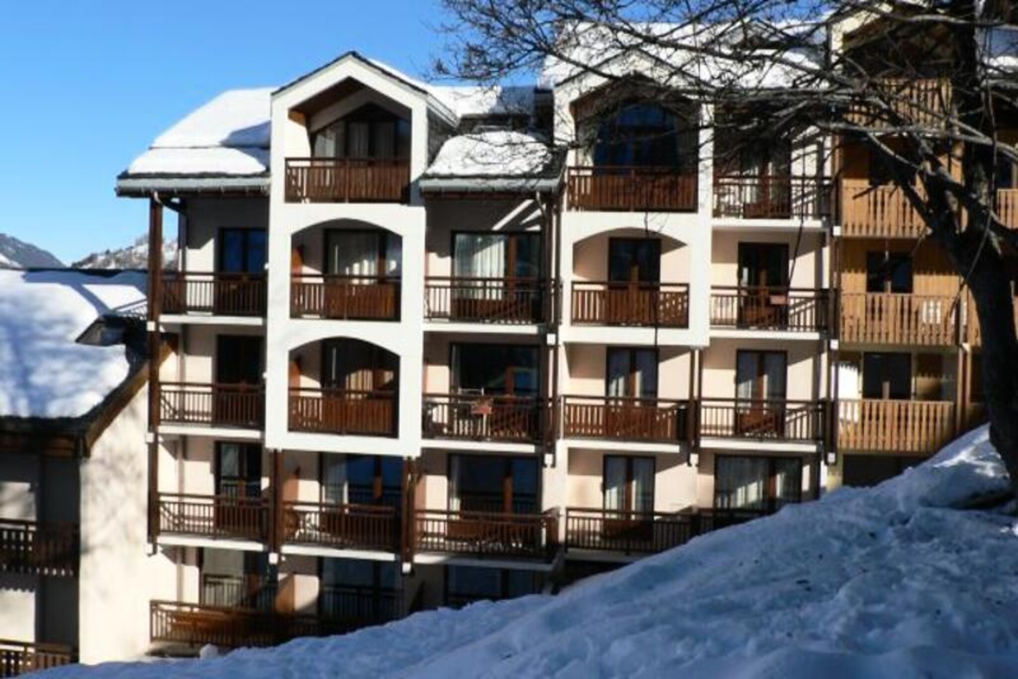 Apartment in Grangeraies near Ski Slopes