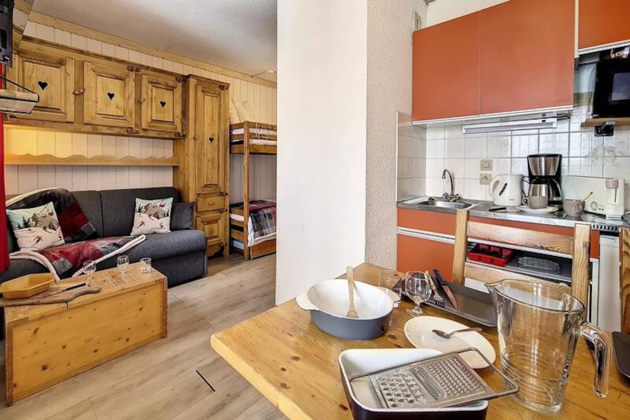 Apartment in Bruyères with Ski Access
