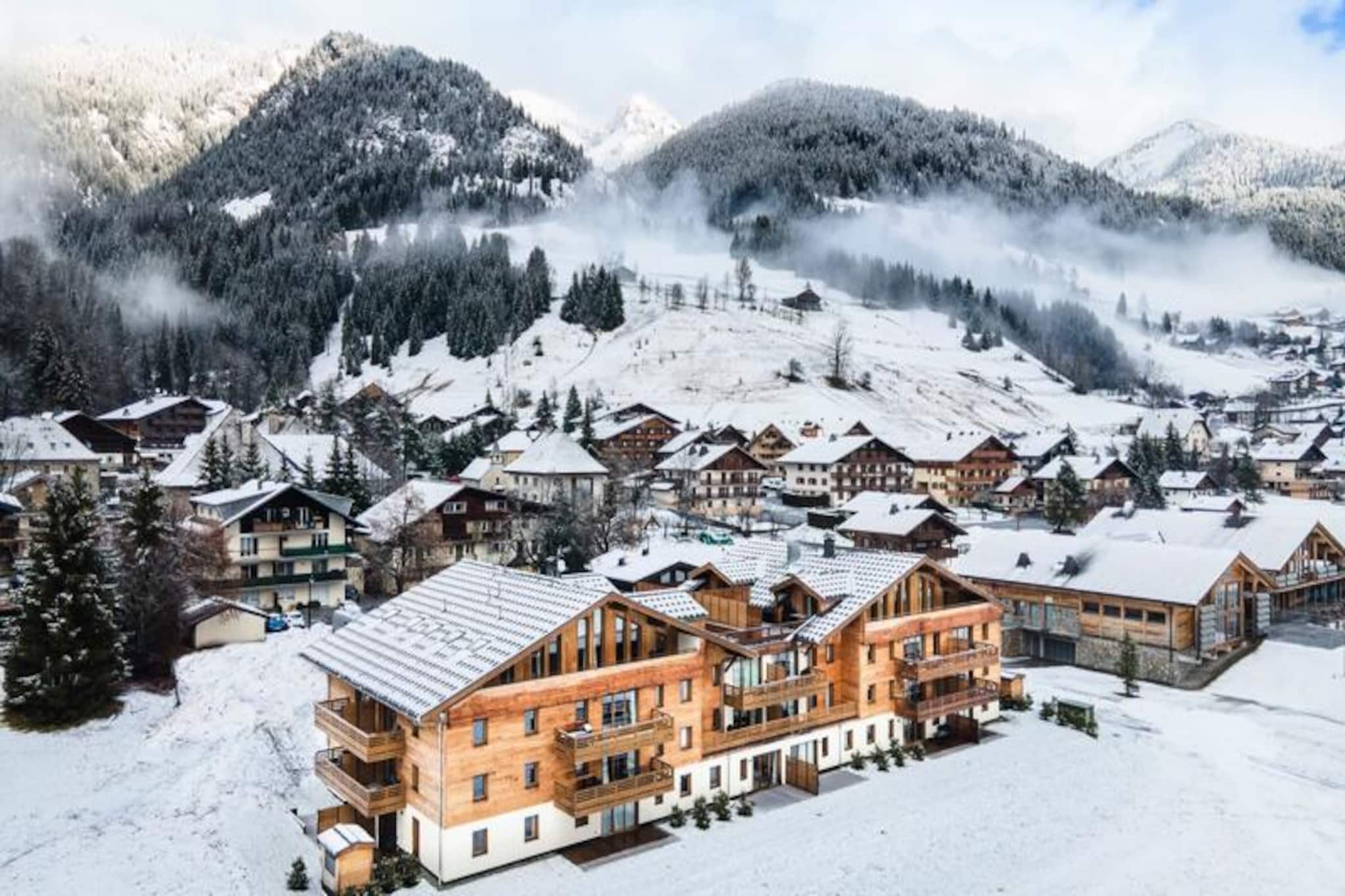 Apartment in La Chapelle with Ski Access