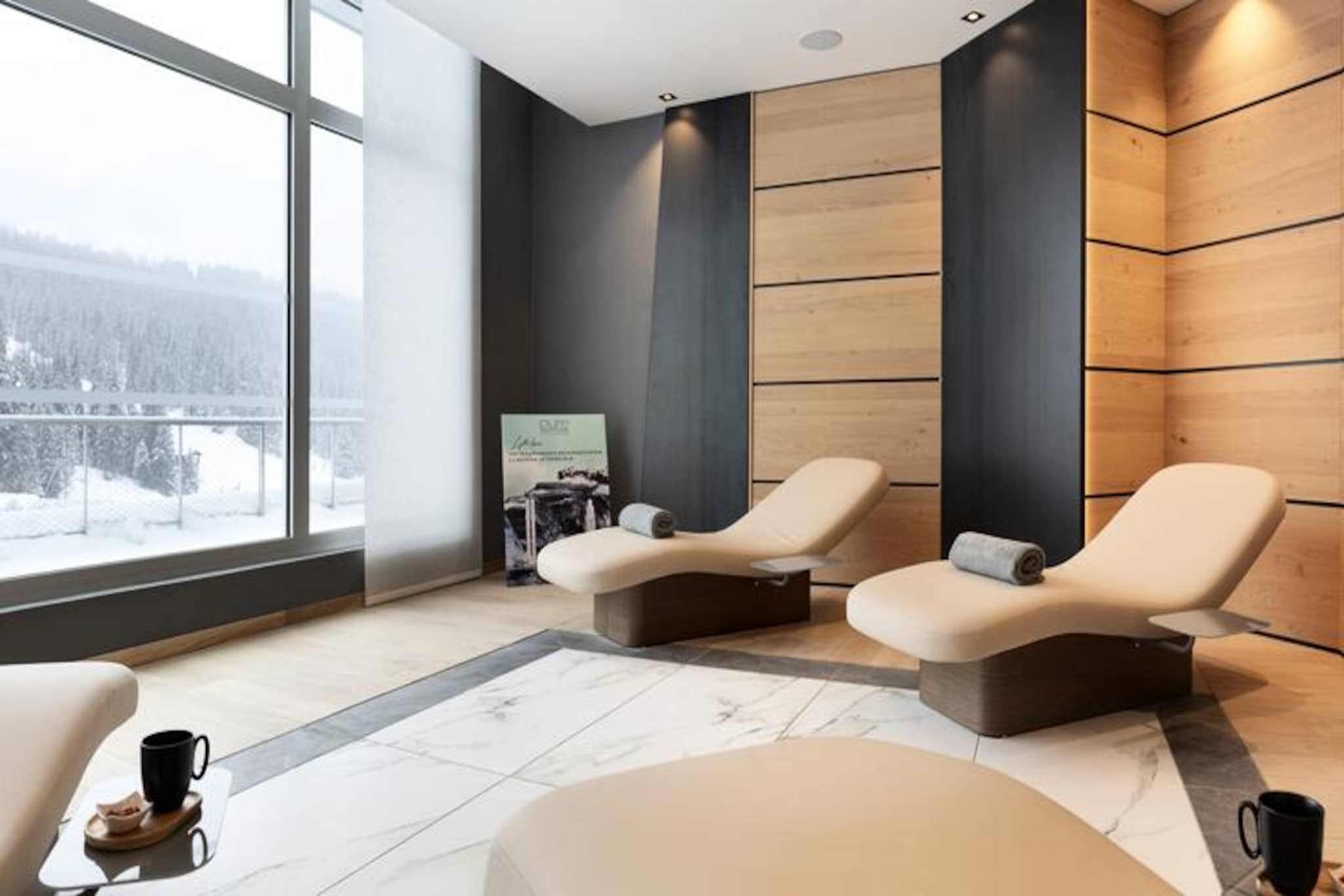 Holiday Home in Flaine with Spa & Ski Access