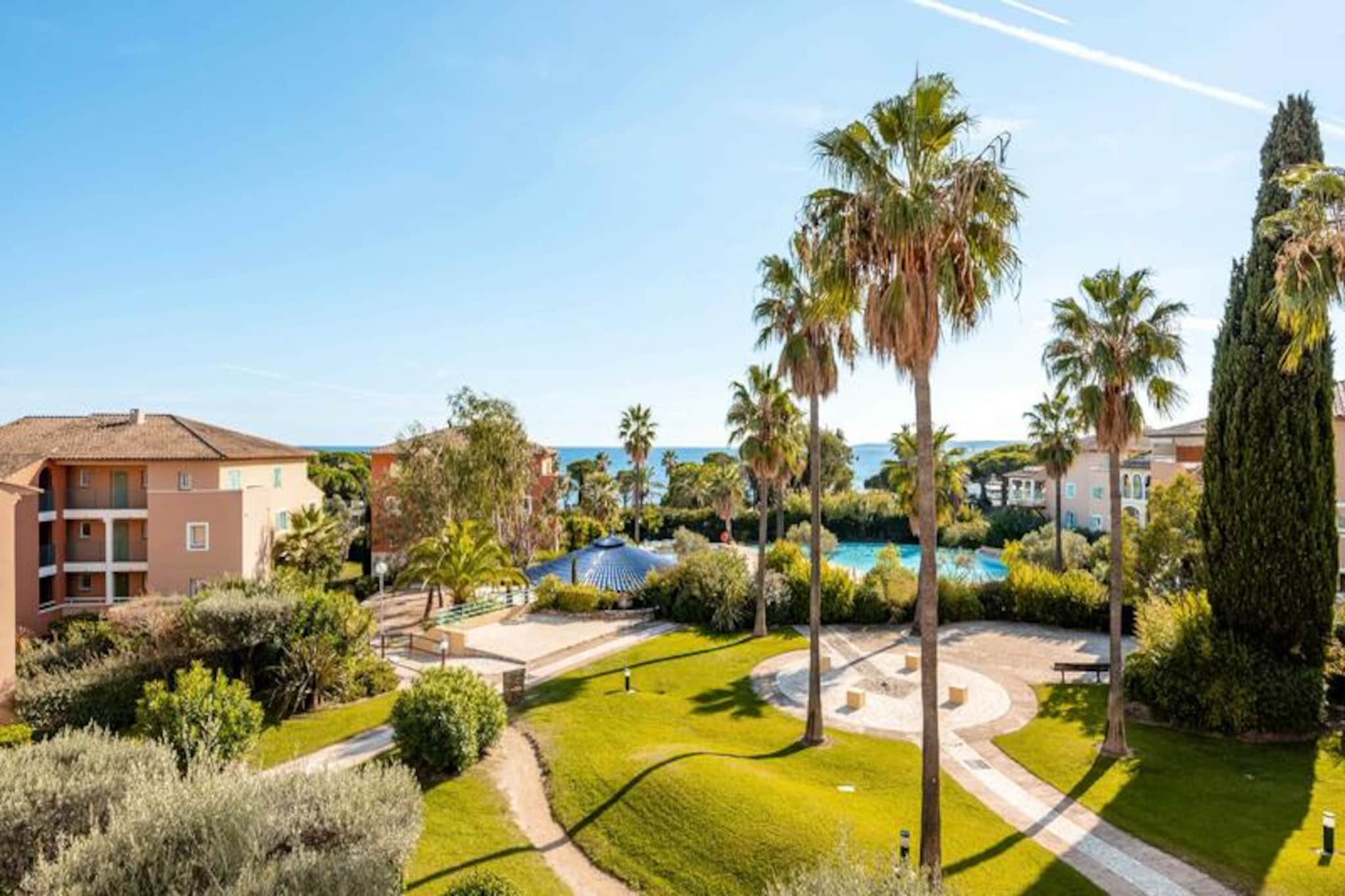 Apartment in Les Issambres by the Beach