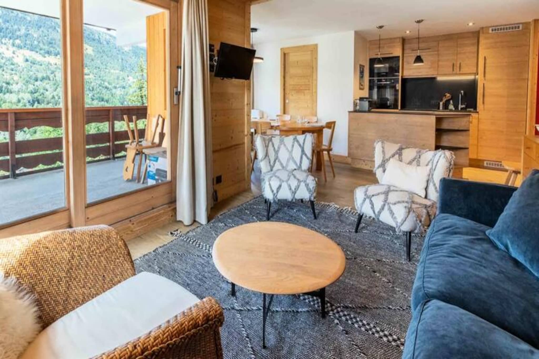 Cybèle 2-Nicht zugeordnet