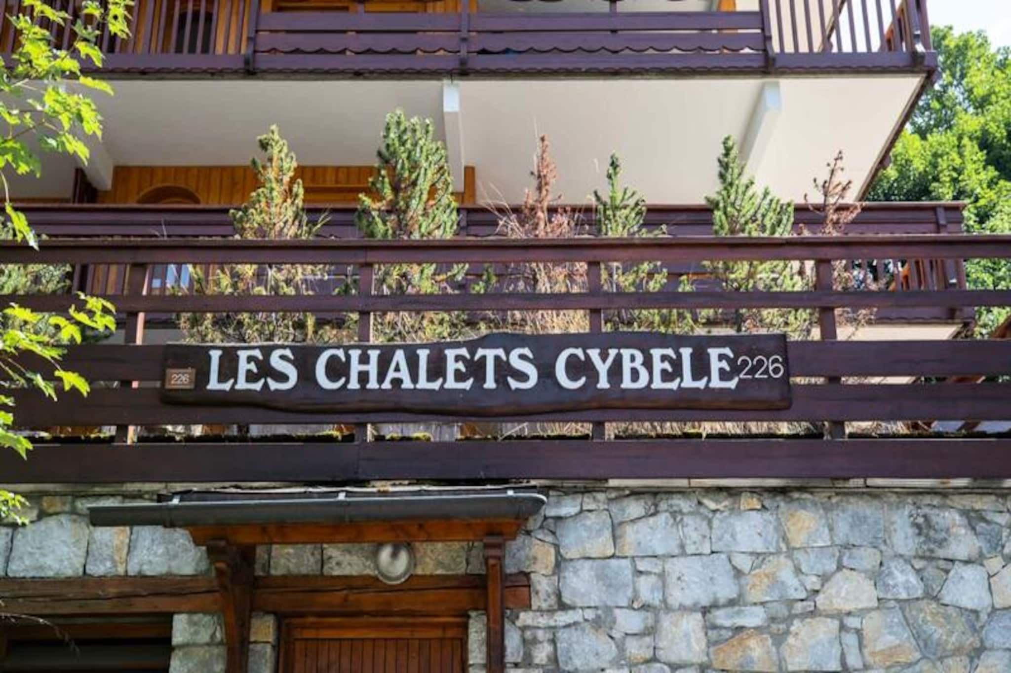 Cybèle 2-Nicht zugeordnet