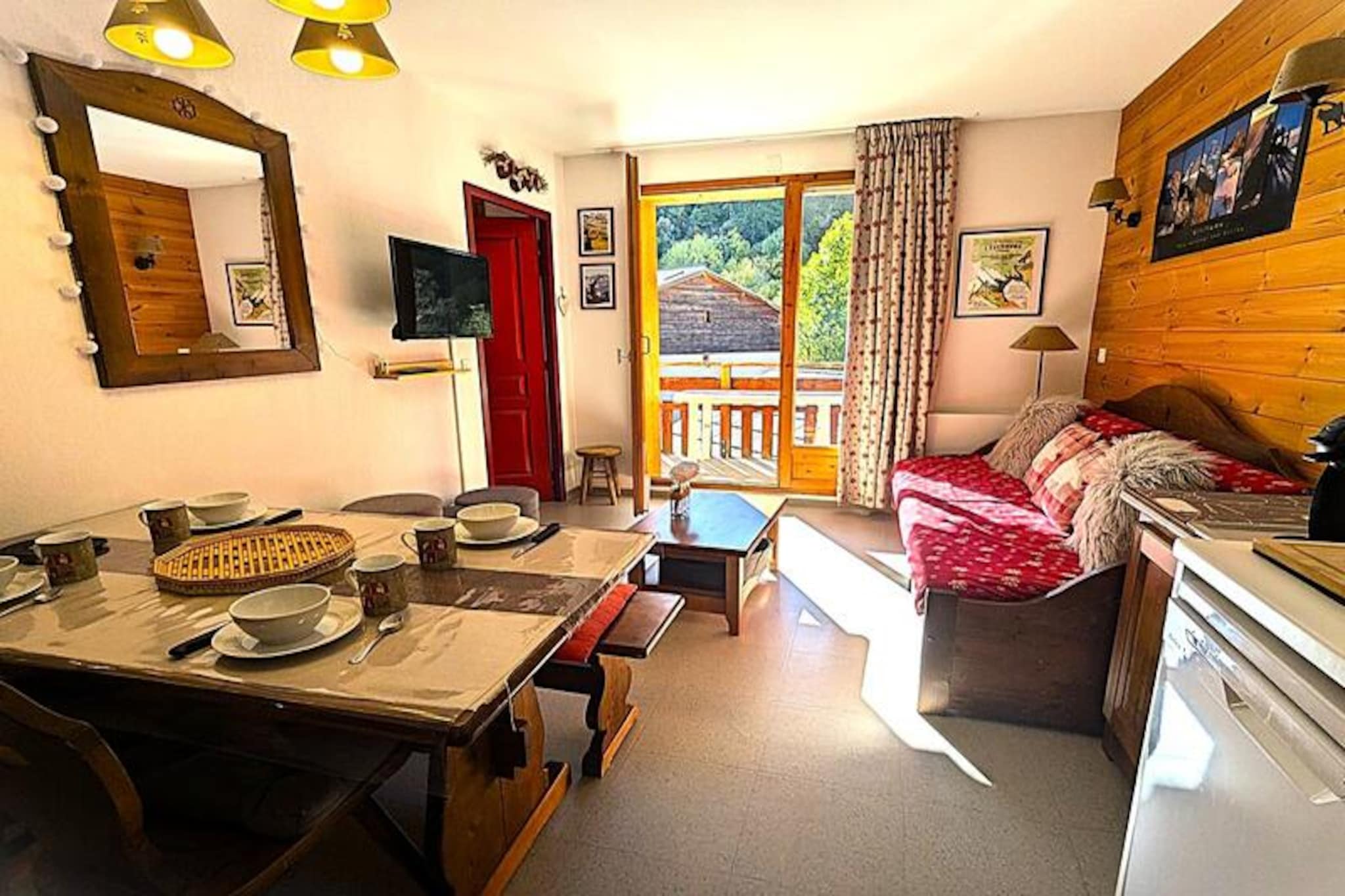 Apartment in Pelvoux near Ski Slopes