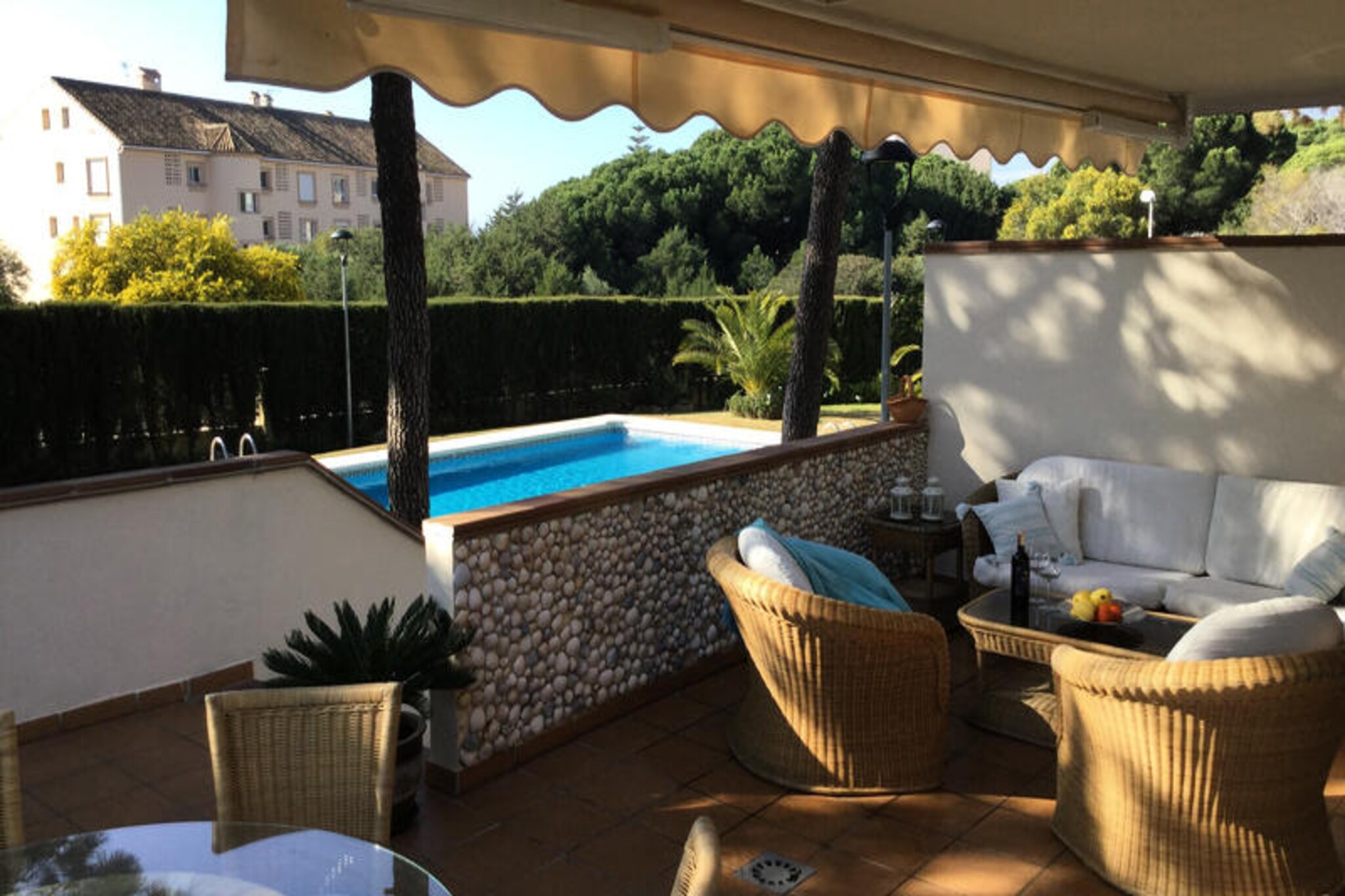 Apartment in Marbesa with Pool Access