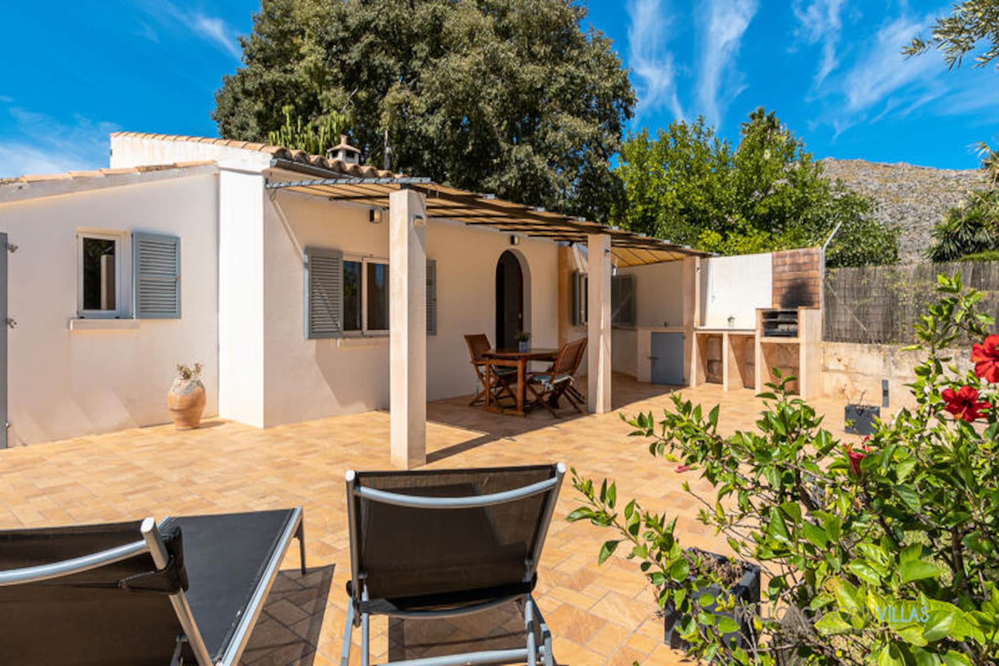 Villa in Pollença with Mountain Views