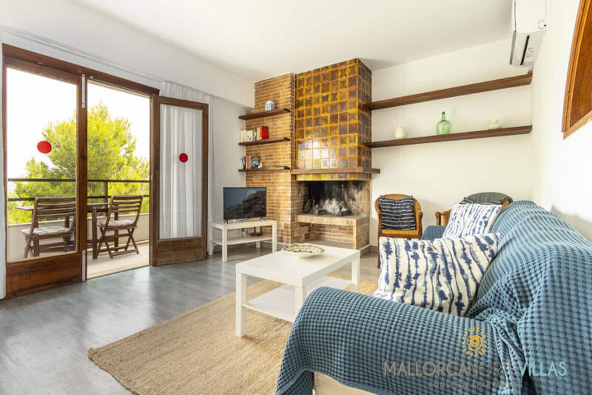 Apartment on Pinewalk with Sea Views