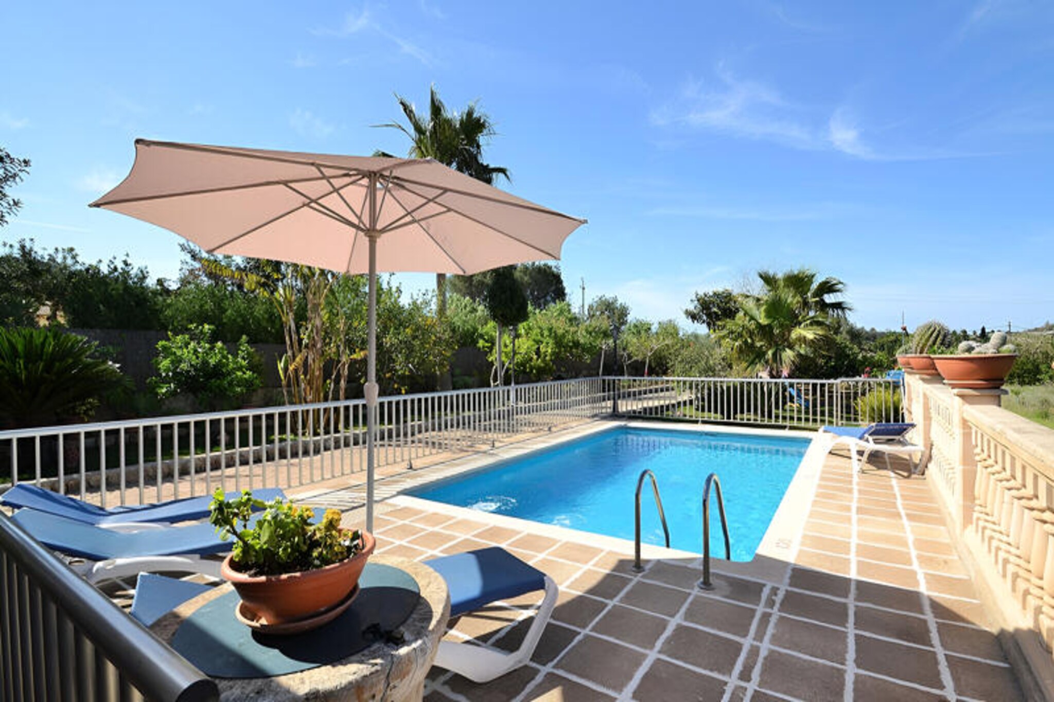Villa near Inca with Pool and Mountain Views